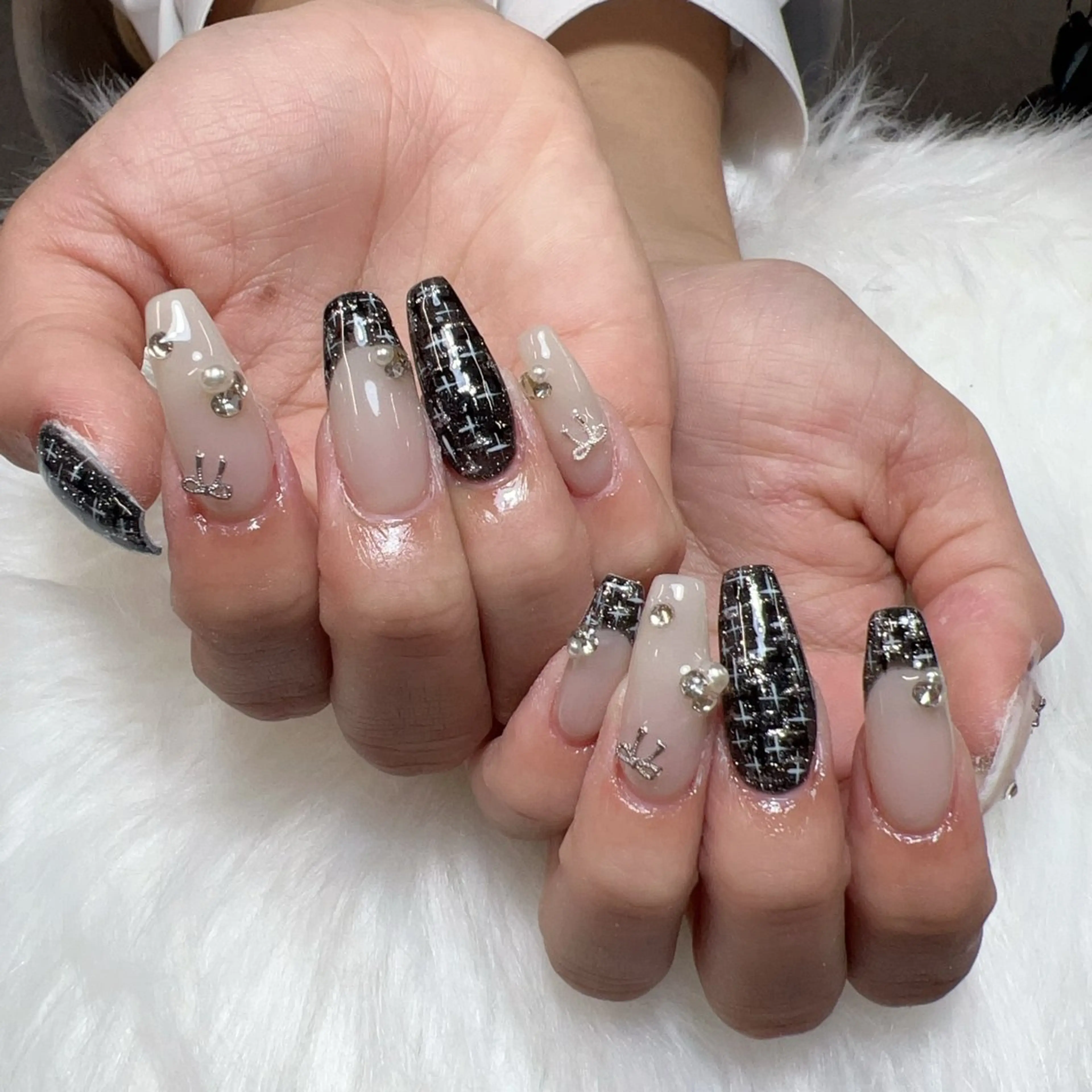 ネイル ハンドネイル 🎀nana🫧 ワンホンネイル🎀のネイルデザイン