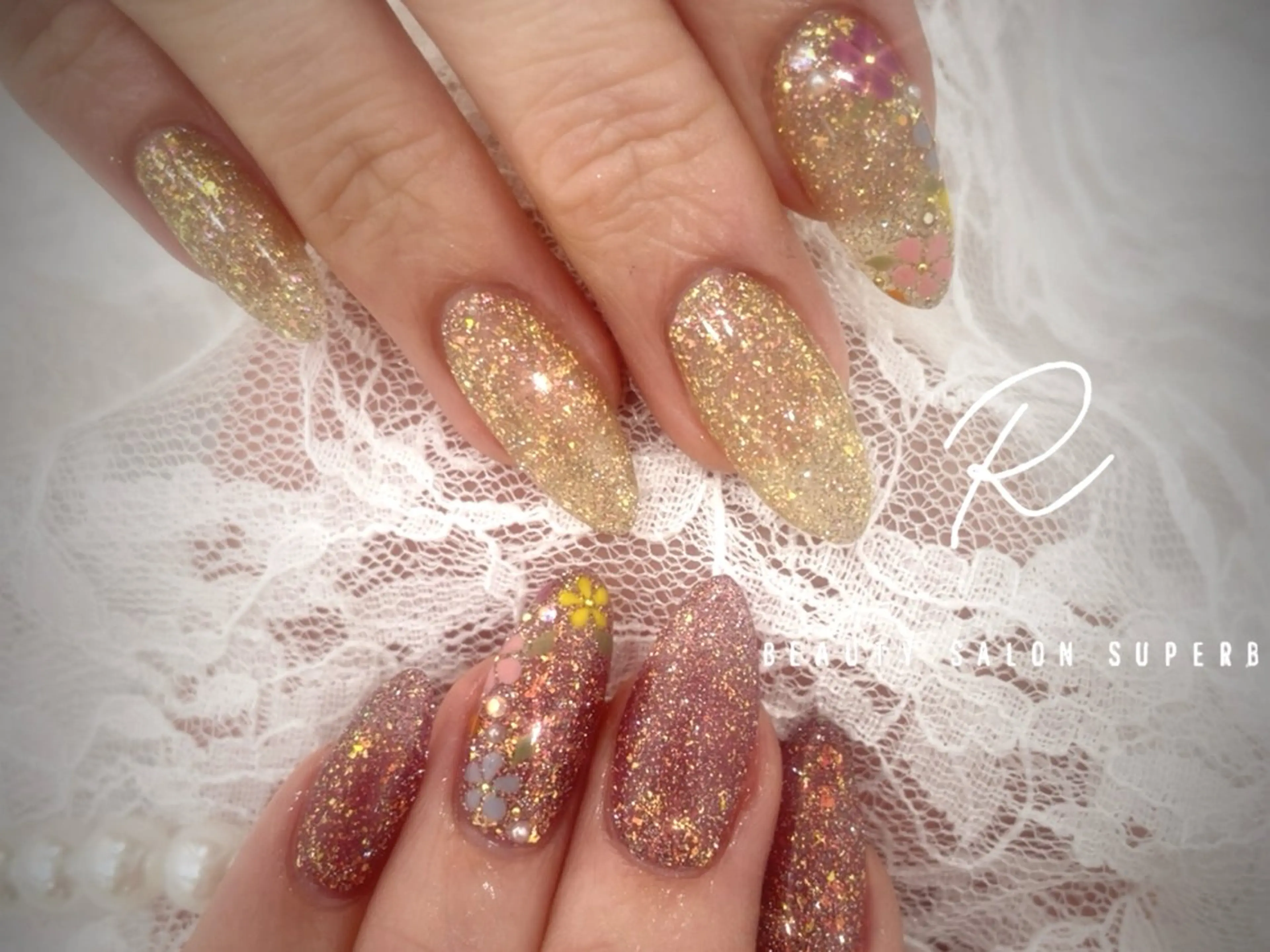 ネイル R MOEのネイルデザイン