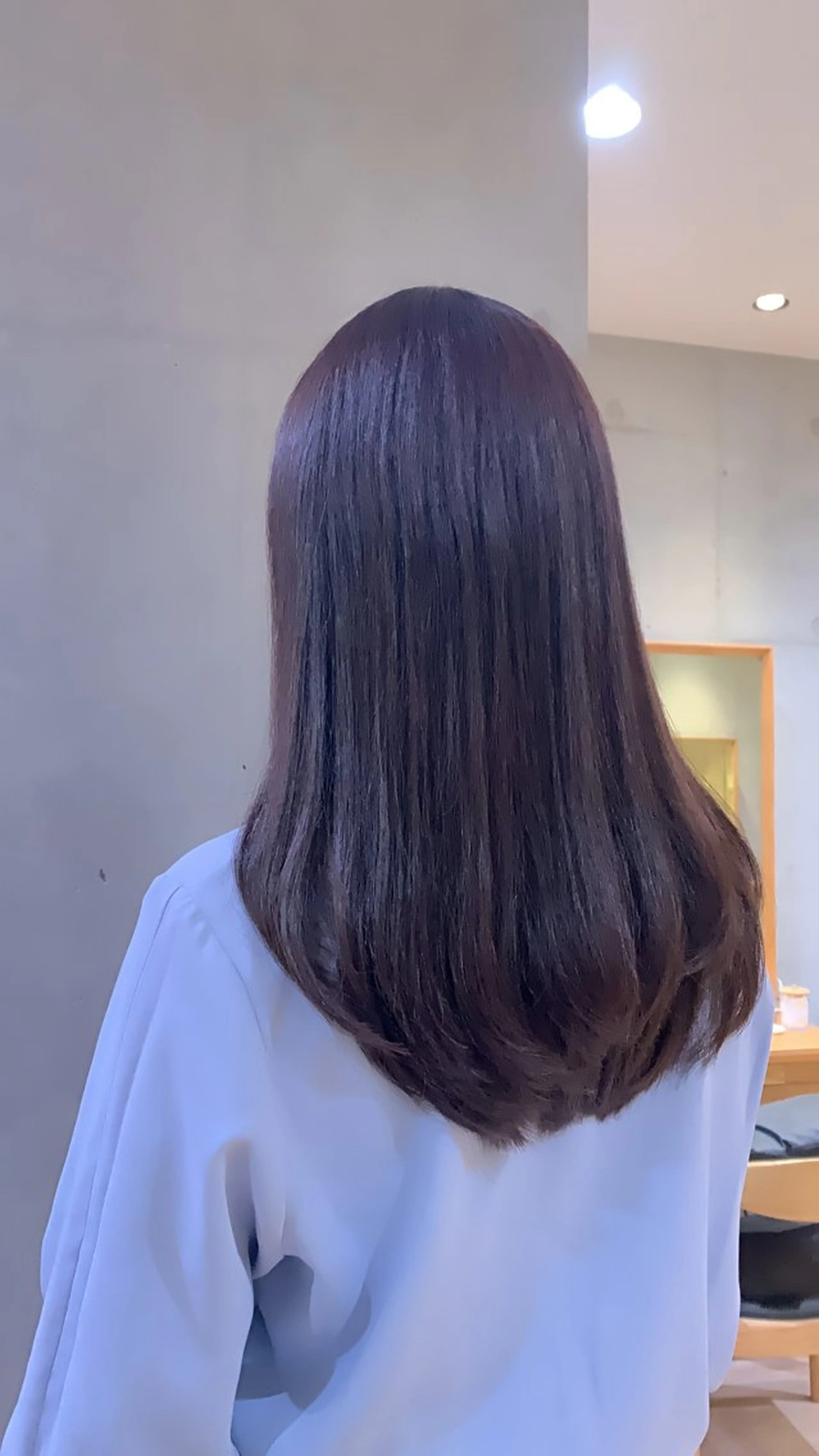 カラー 小顔ショート🌿 Say.石川葵のヘアスタイル