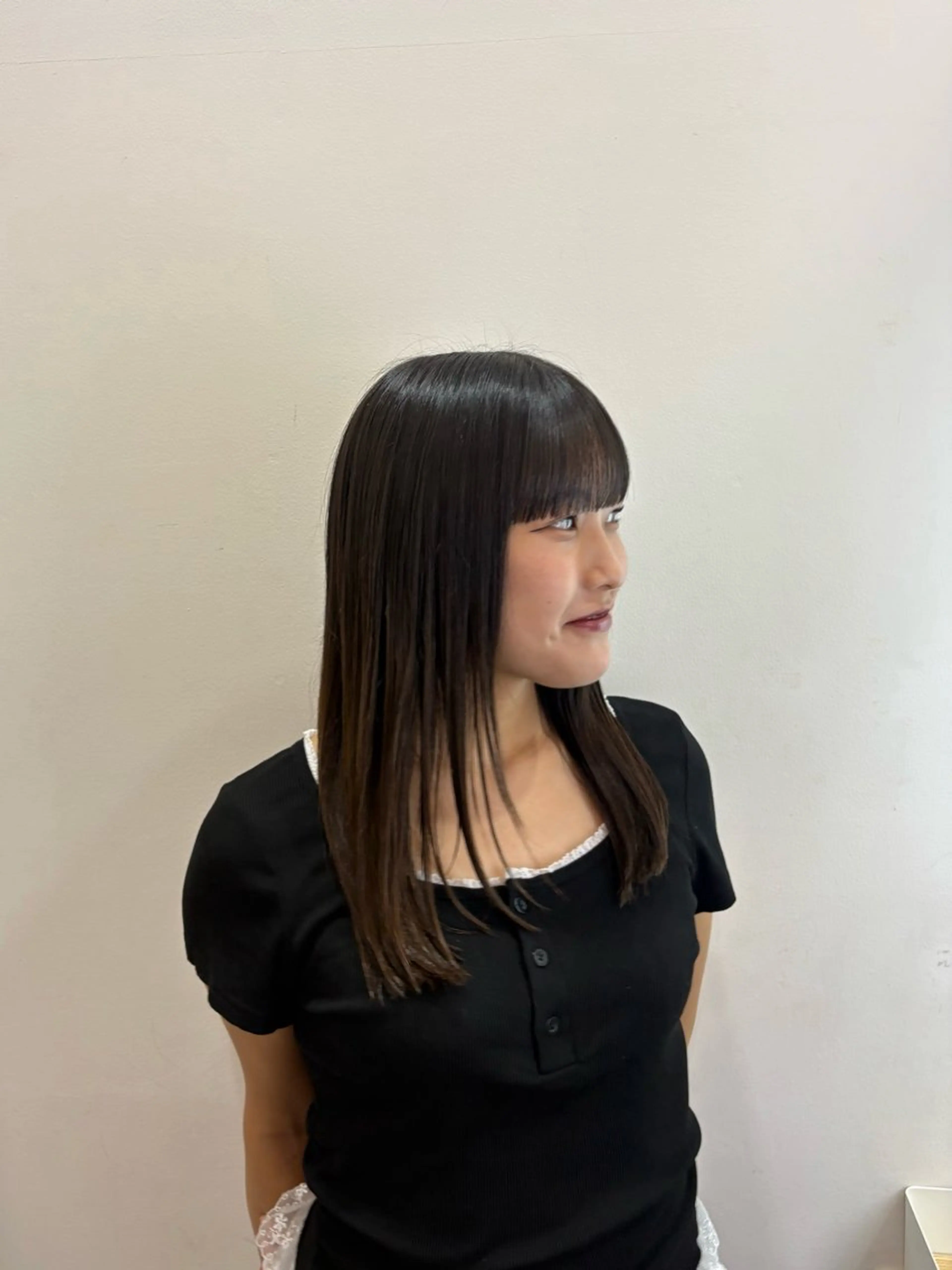 セミロング 行木 そらのヘアスタイル