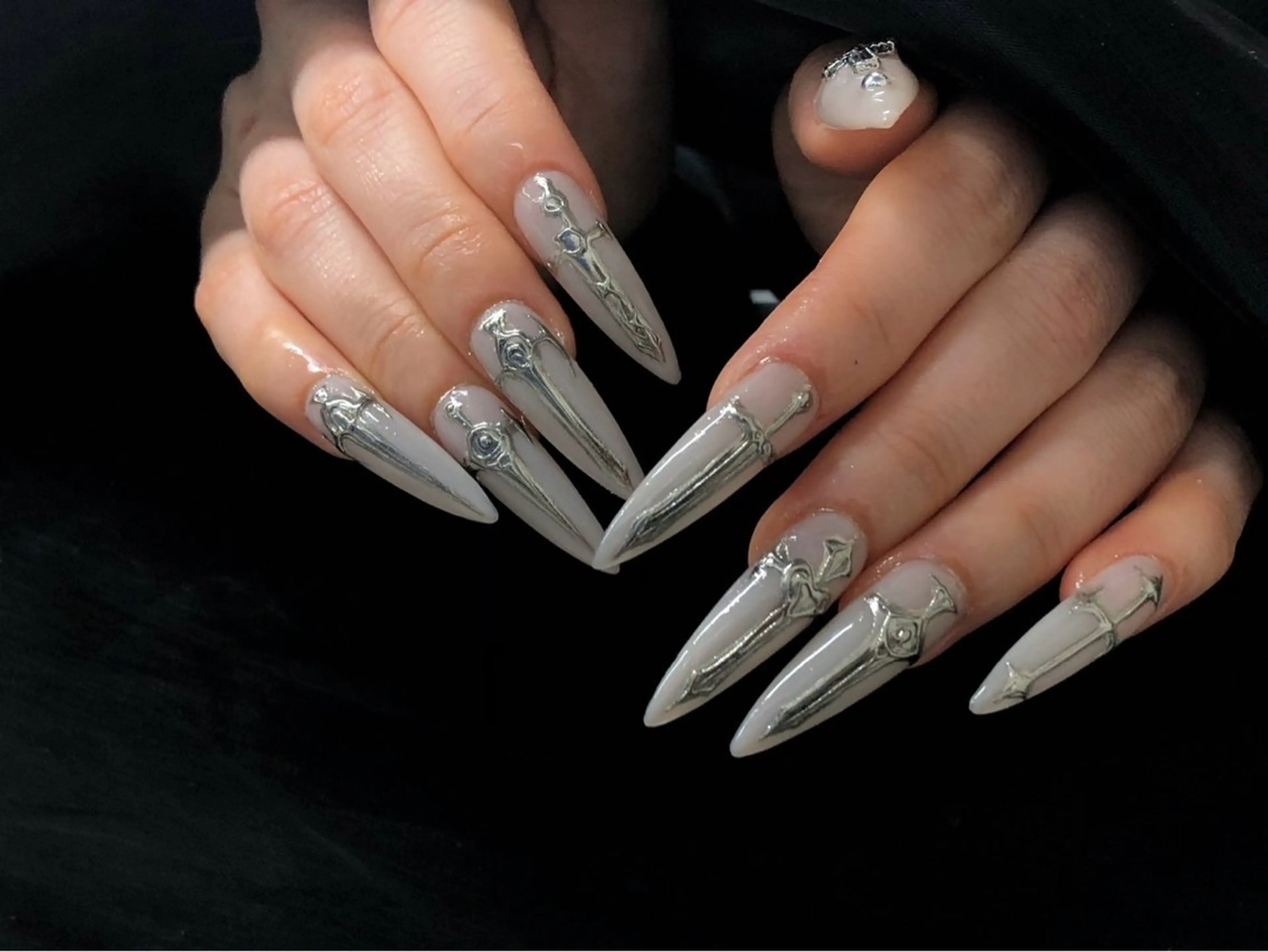 ネイル lucky nail 歌舞伎町のネイルデザイン