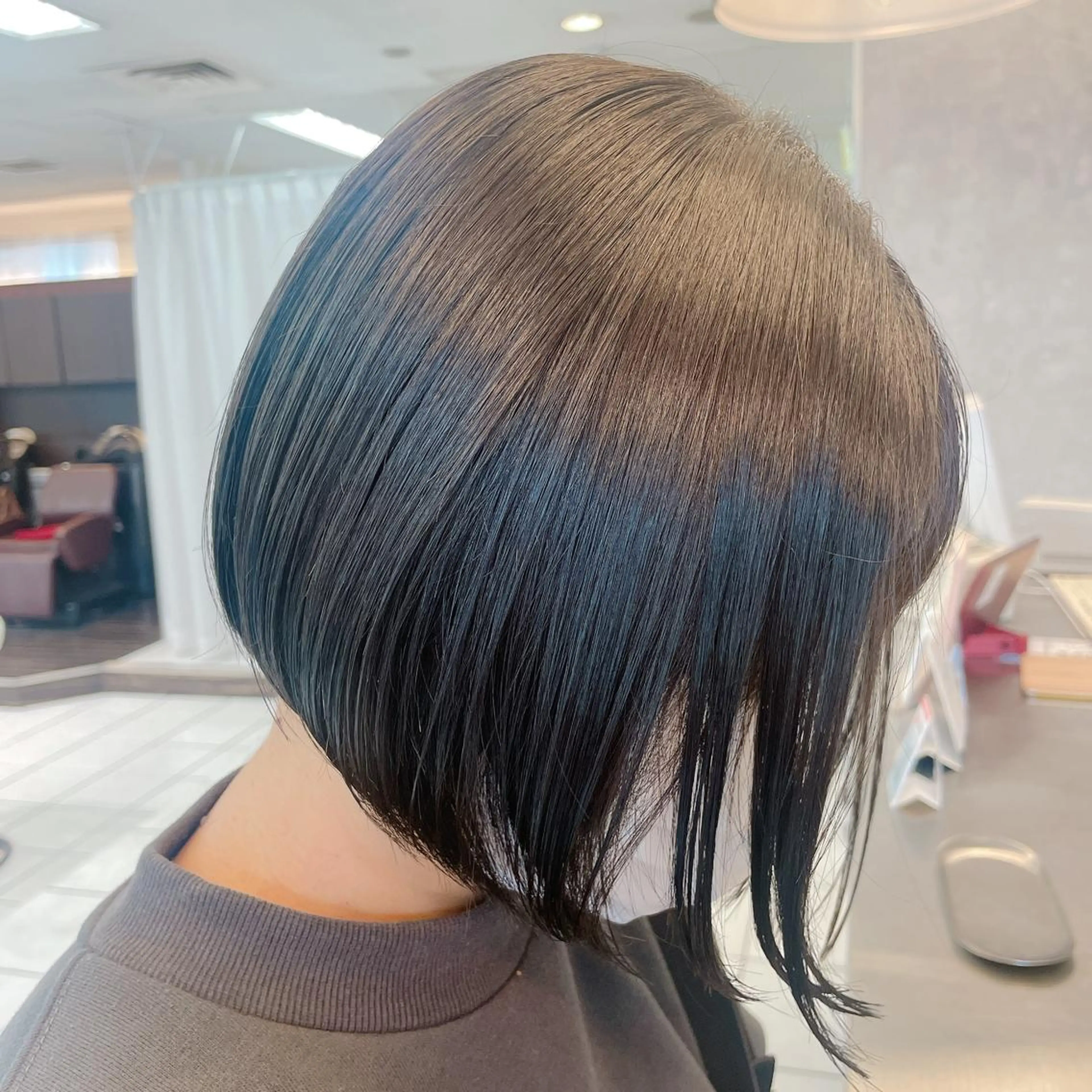 ショート ショートボブ ボブ ショートヘア アートディレクター 尾内 友美のヘアスタイル