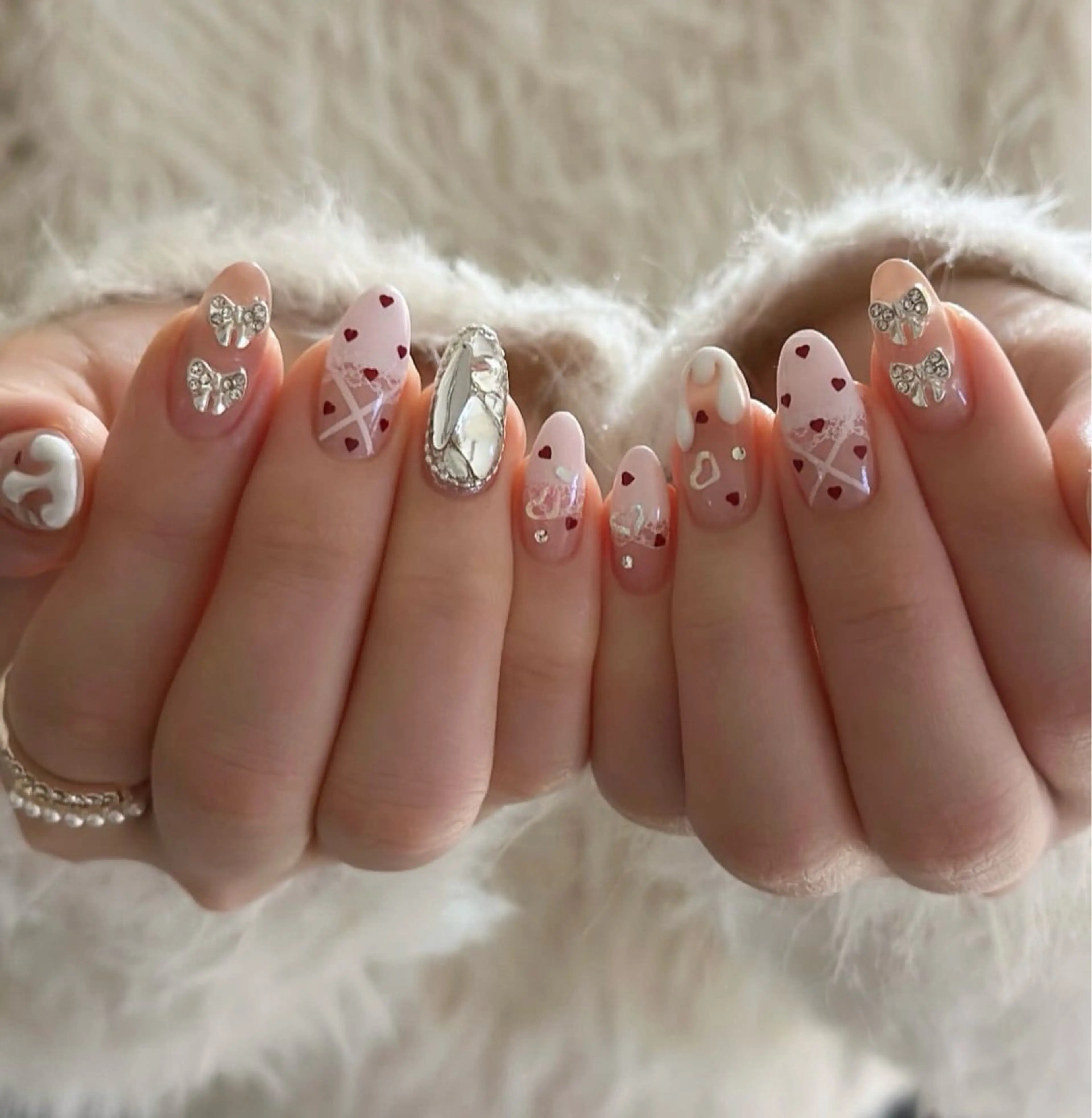 ネイル グラデーション キラキラネイル ワンカラーネイル 冬ネイル Jenn Nail Salonのネイルデザイン