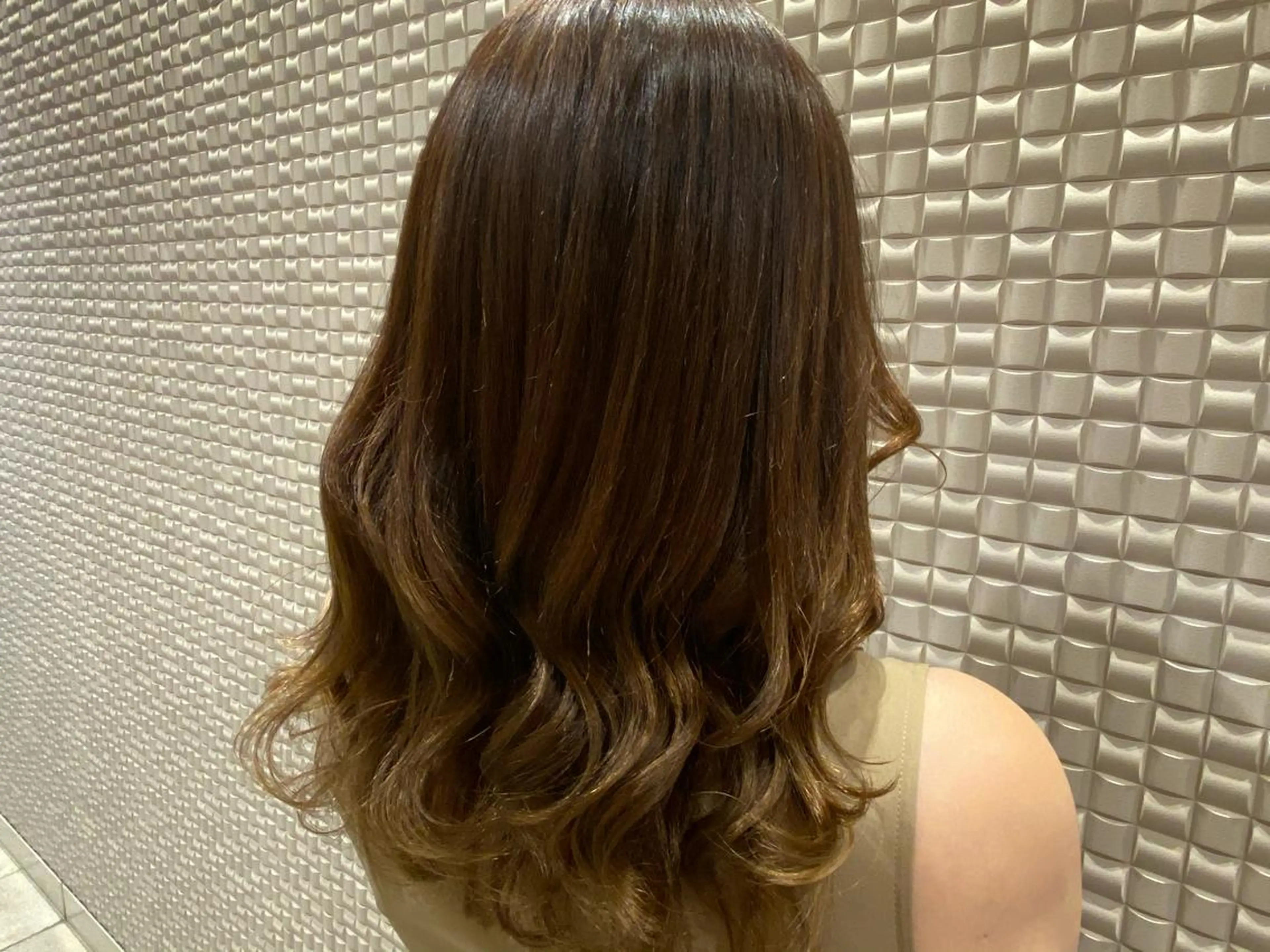 セミロング カラー 束感･似合わせ☽ mizunaのマツエク・マツパデザイン