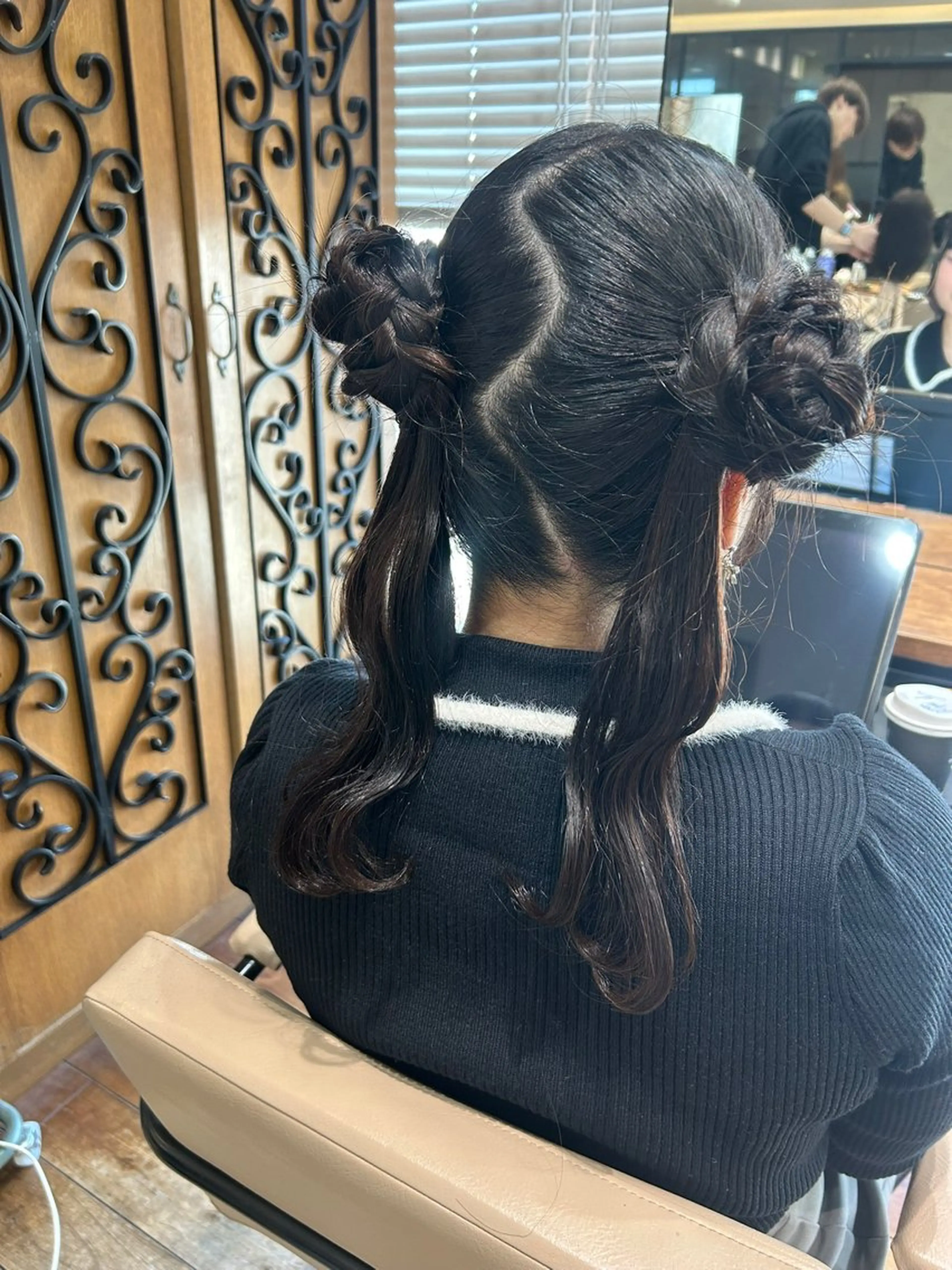 ヘアアレンジ トリートメントパーマ ブロー和田茉日琉のヘアスタイル