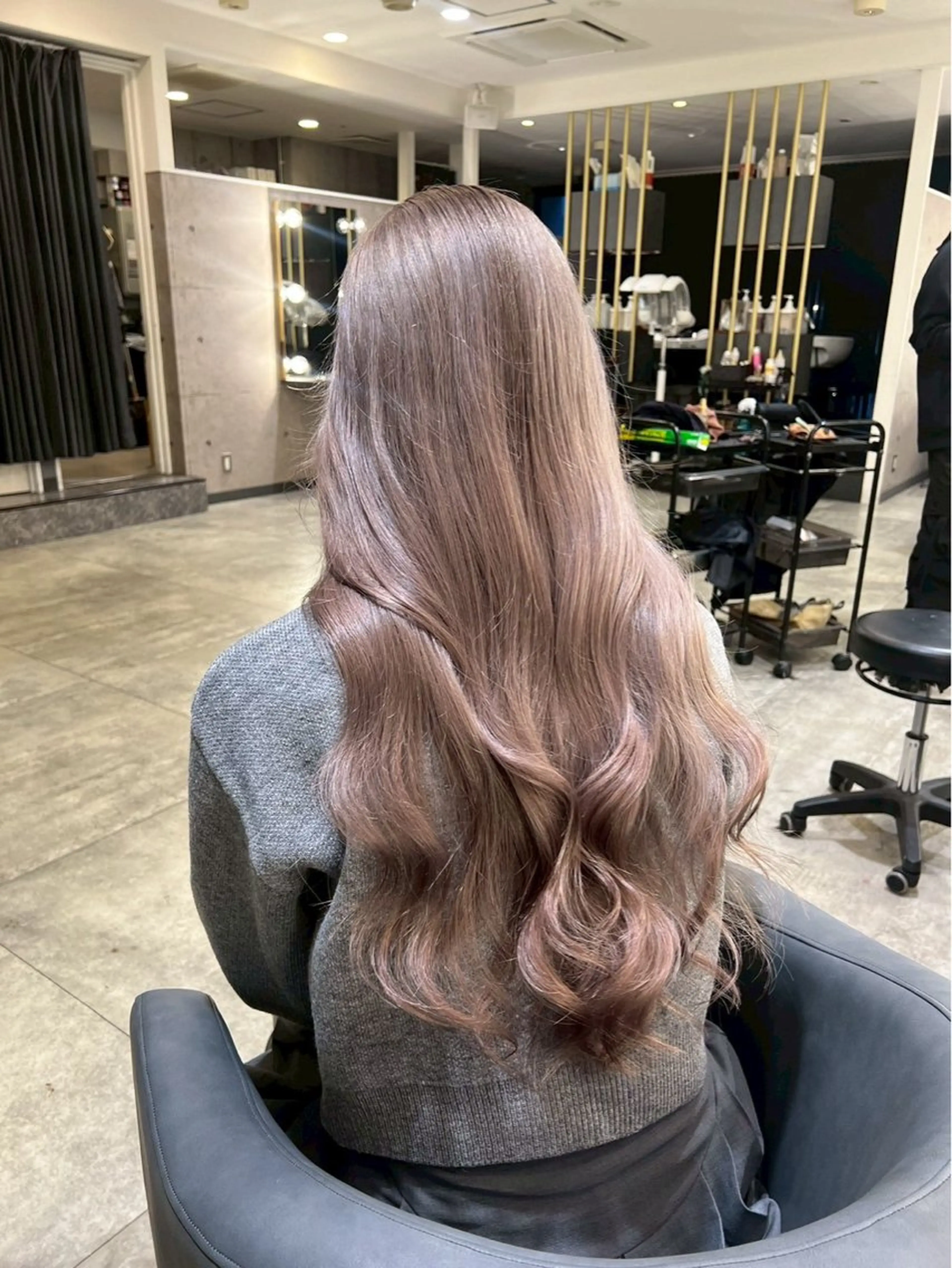 セミロング 髪質改善 Noe心斎橋店のヘアスタイル