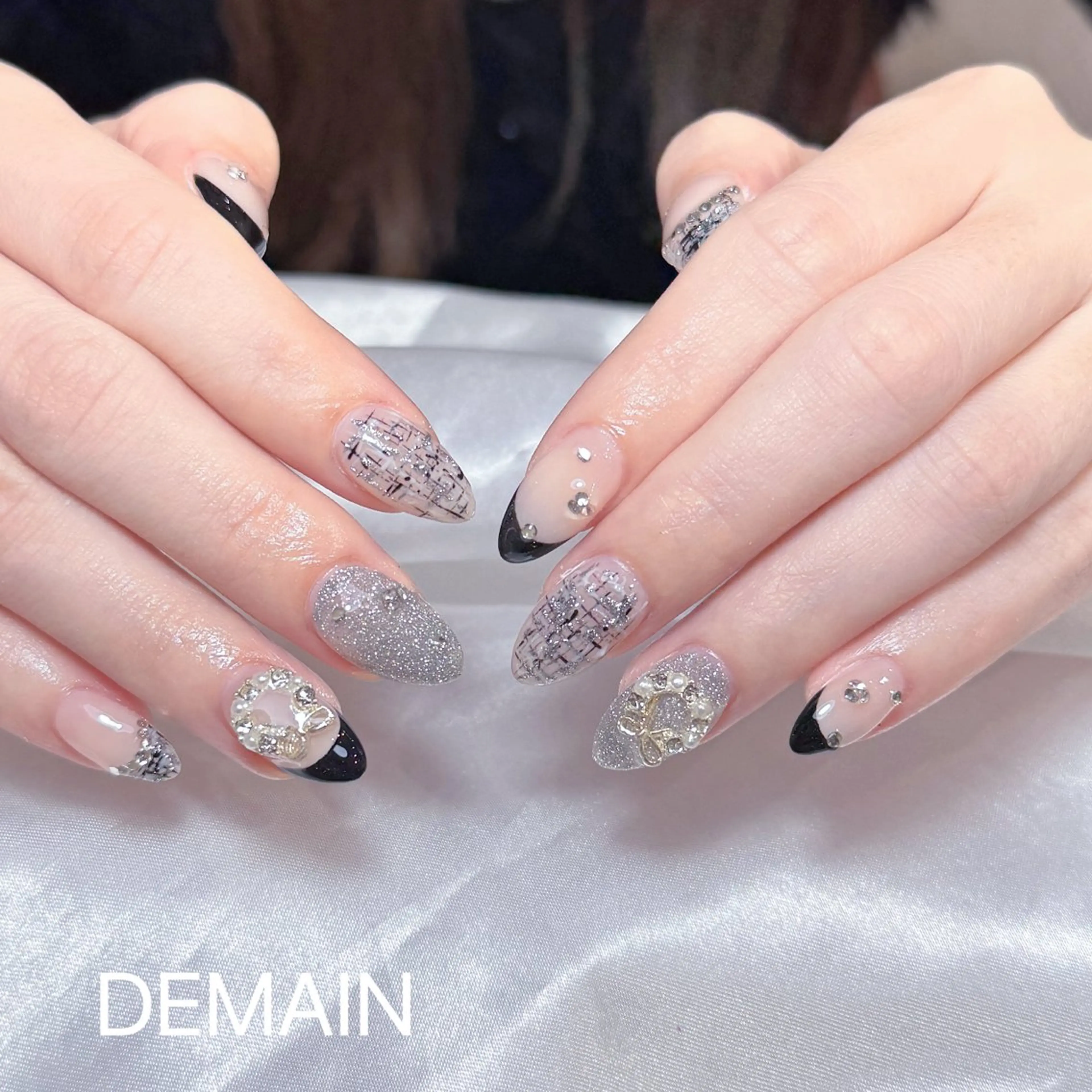 ネイル アートネイル オーロラネイル ガーリー キラキラネイル 韓国ネイル DEMAIN- 🌸のネイルデザイン