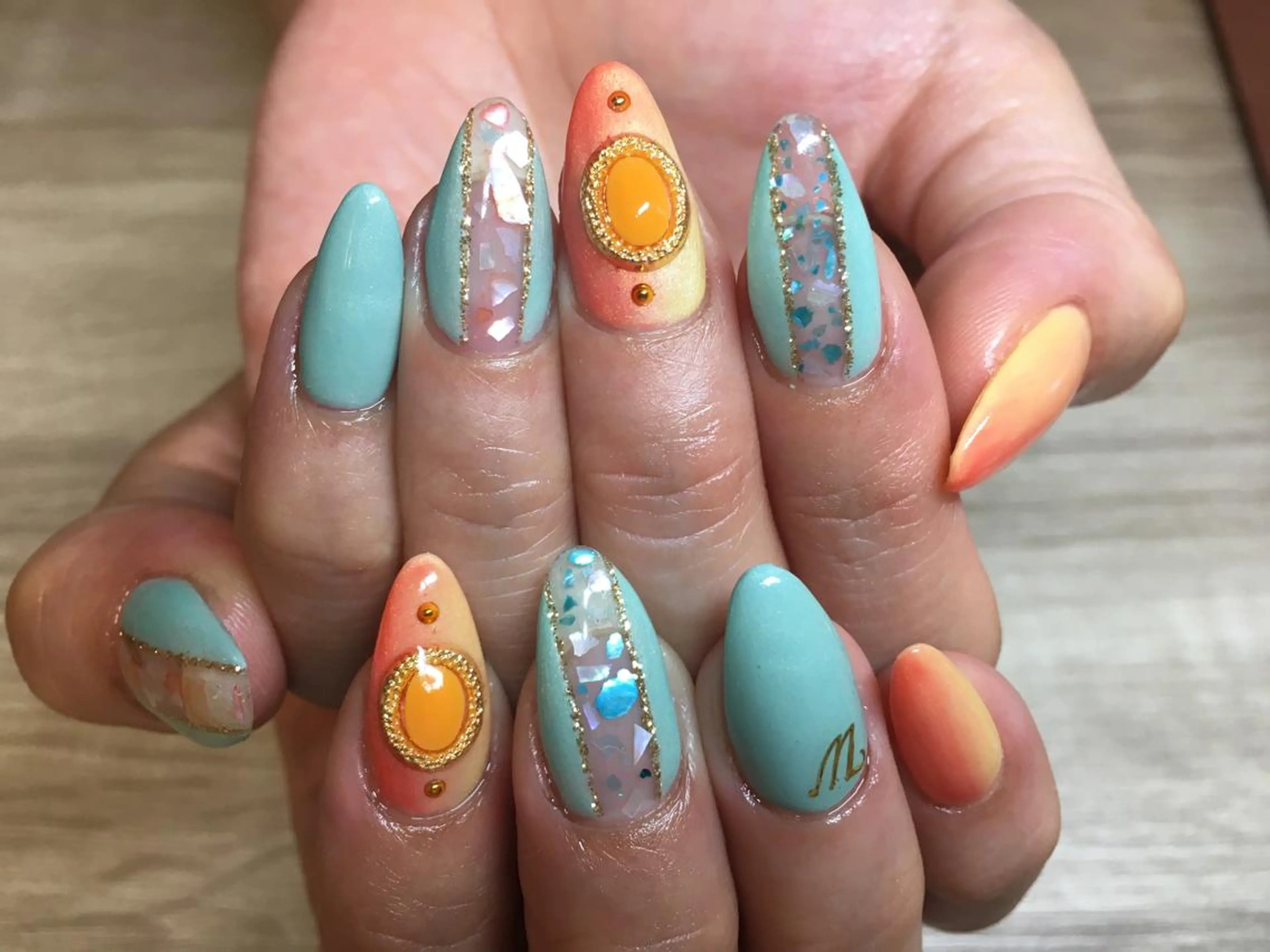 ネイル syuri nailのネイルデザイン