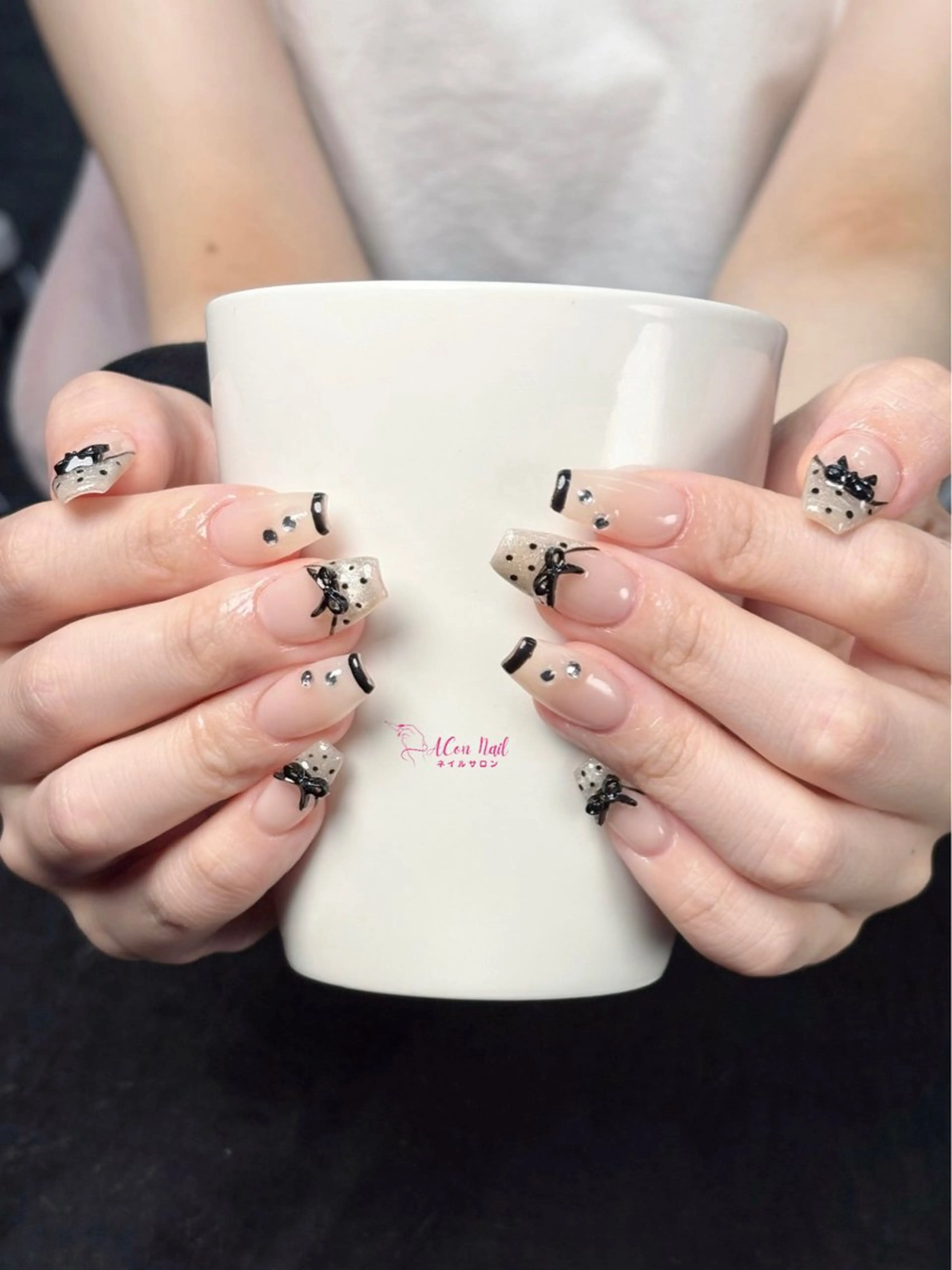 ネイル 桜ネイル 長さ出し フラワーネイル フレンチネイル ジェルネイル ハンドネイル AConNailSalon所属・ACon NailSalonのネイルデザイン