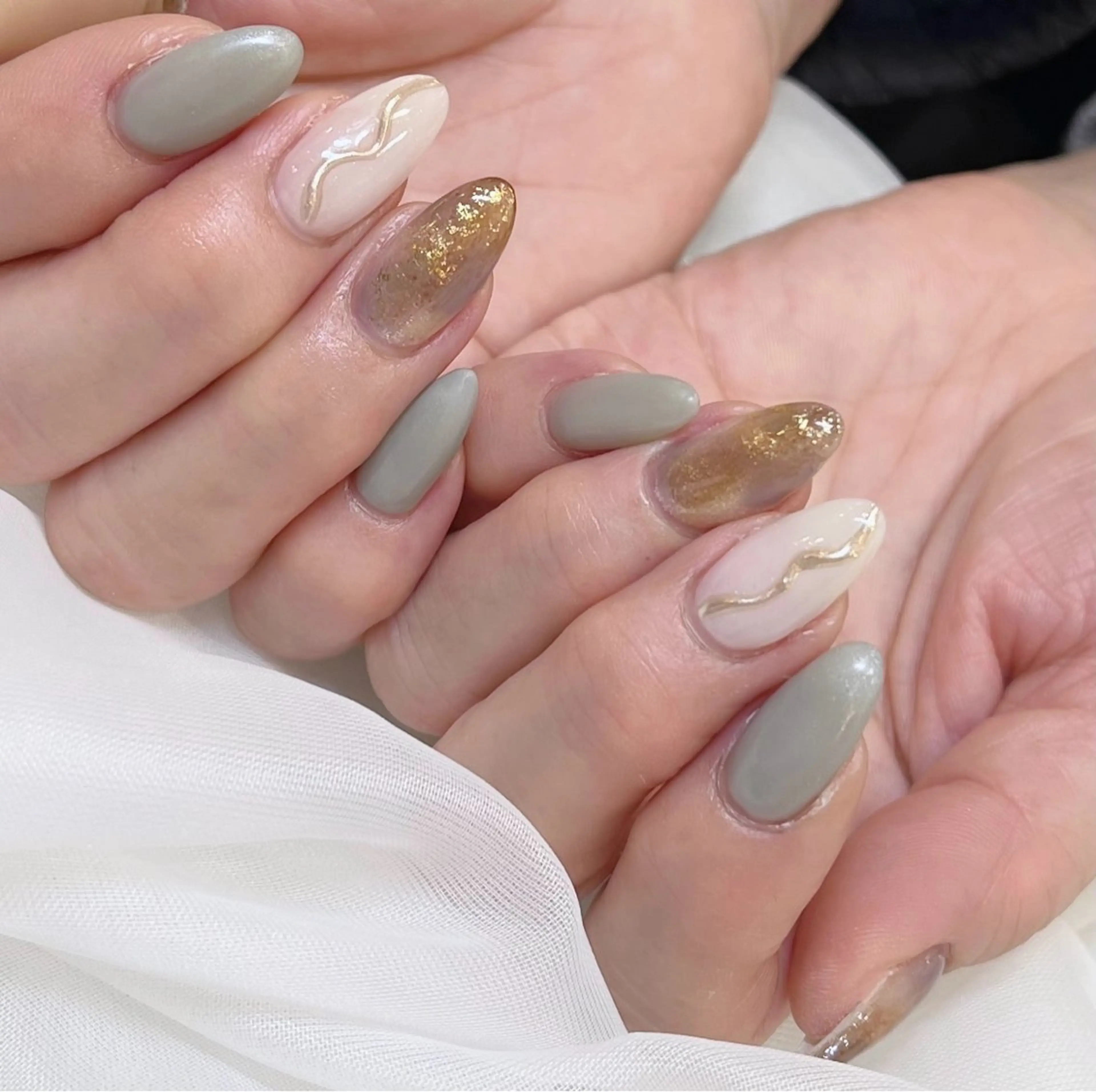 ネイル ハンドネイル emu sakiのネイルデザイン