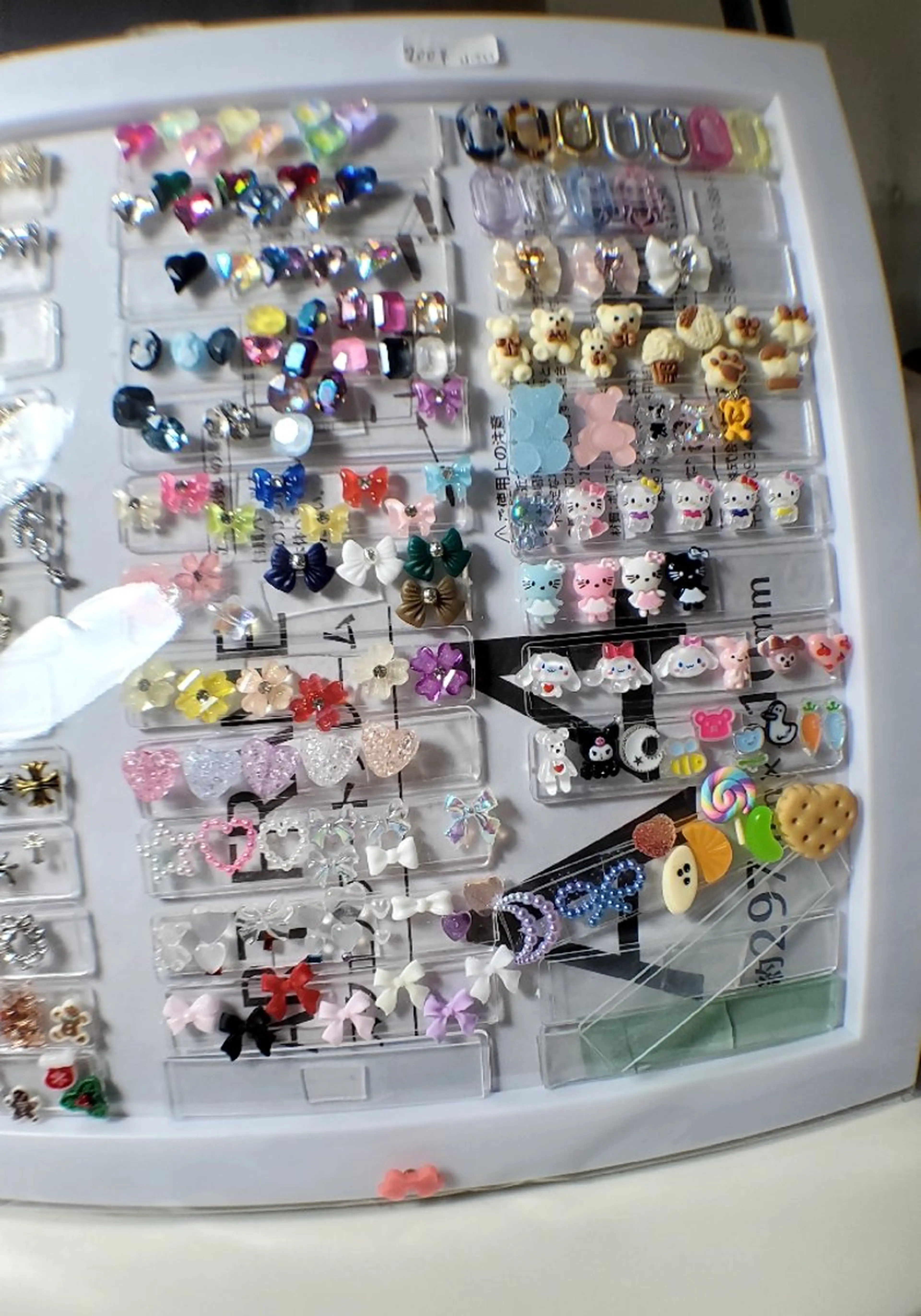 ネイル ハンドネイル アンドレア 名古屋のネイルデザイン