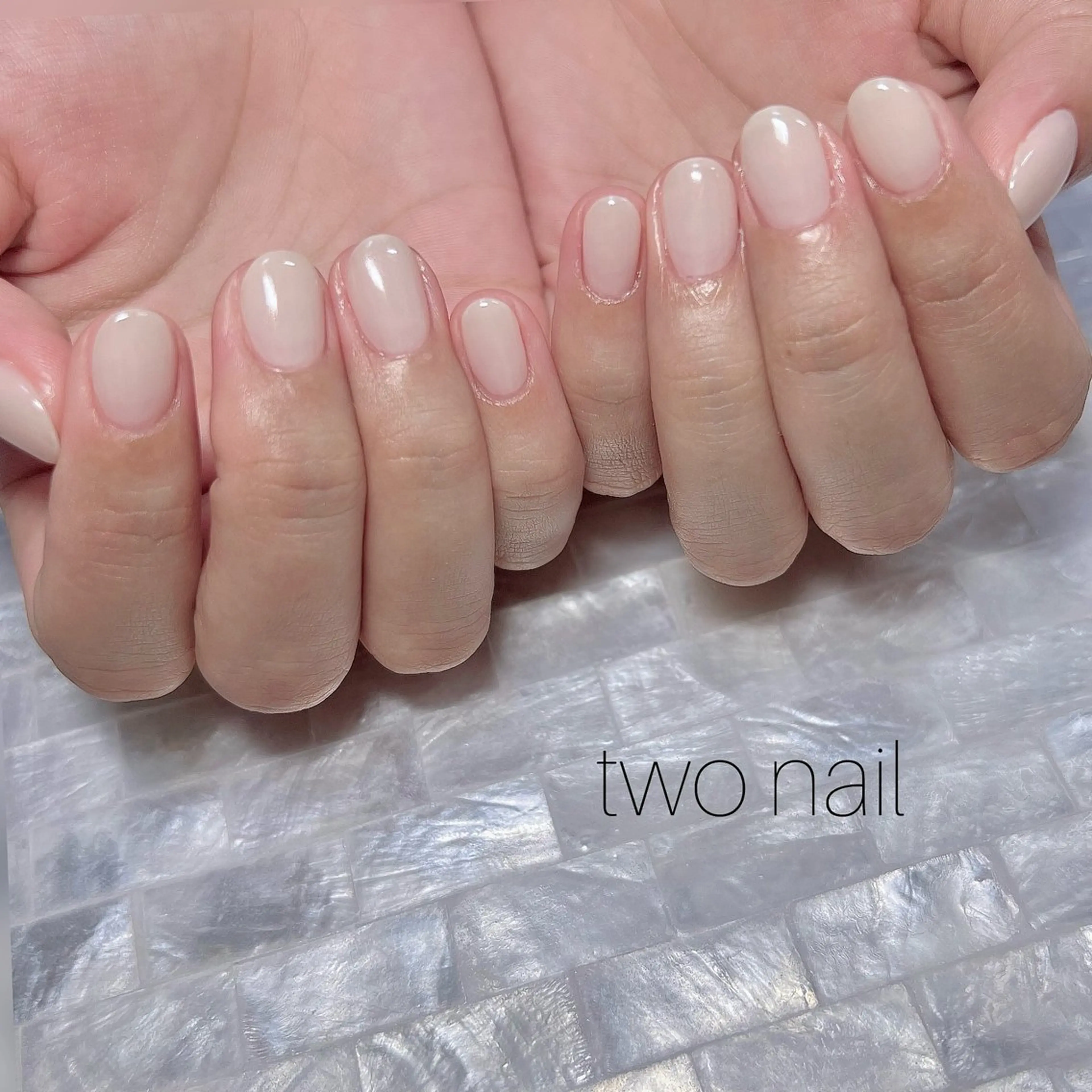 ネイル ネイルチップ ホワイト ハンドネイル two nailのネイルデザイン
