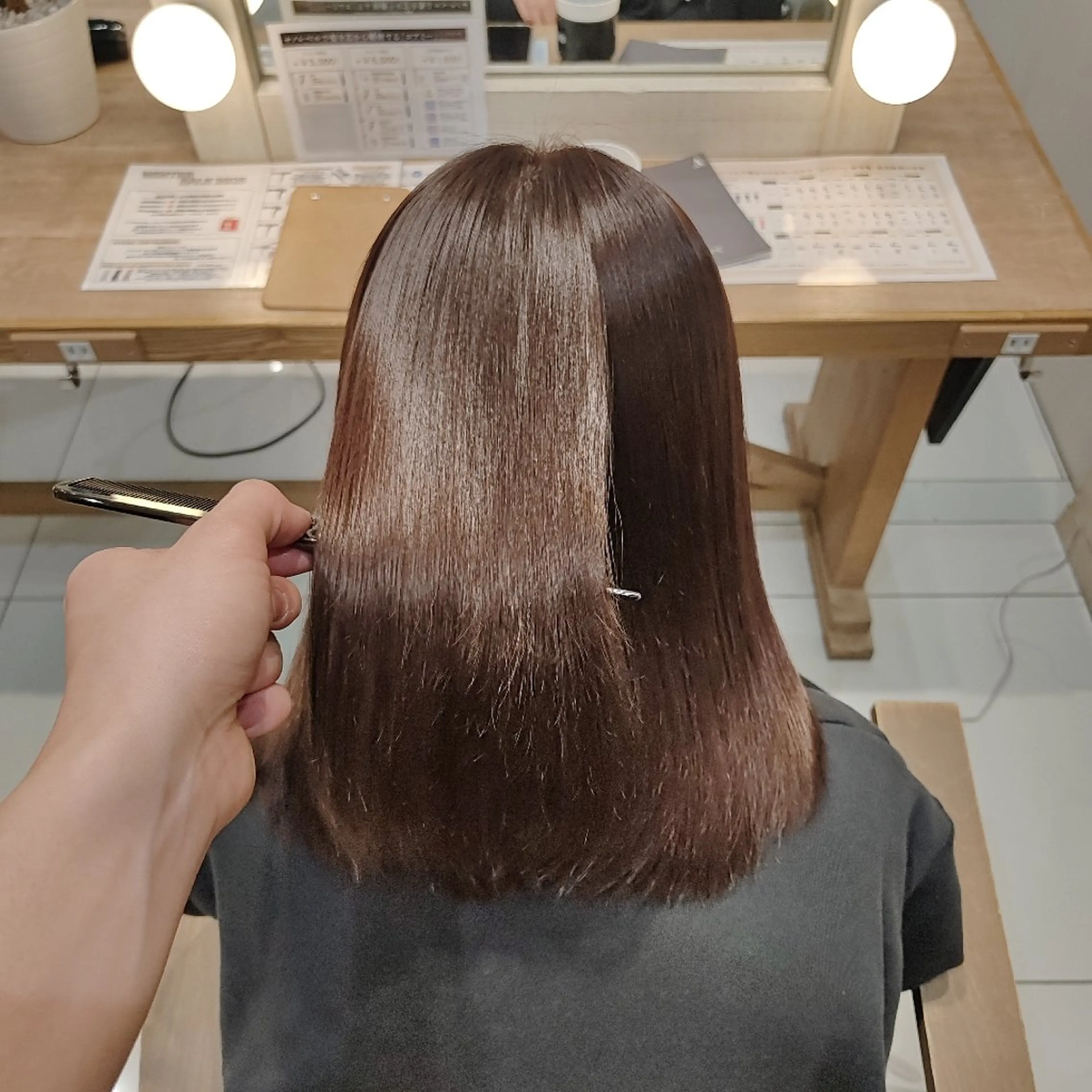 ミディアム ヘアカラー 縮毛矯正💎/ 美髪ストレート🫧のヘアスタイル