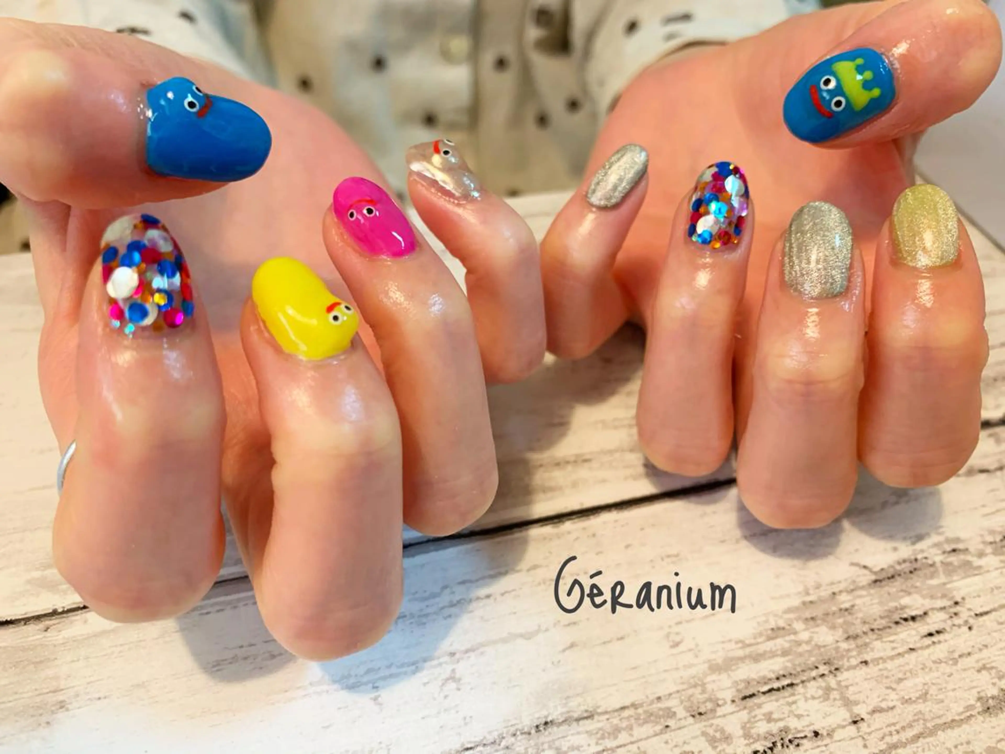 ネイル ハンドネイル フットネイル GéRanium Harukaのネイルデザイン