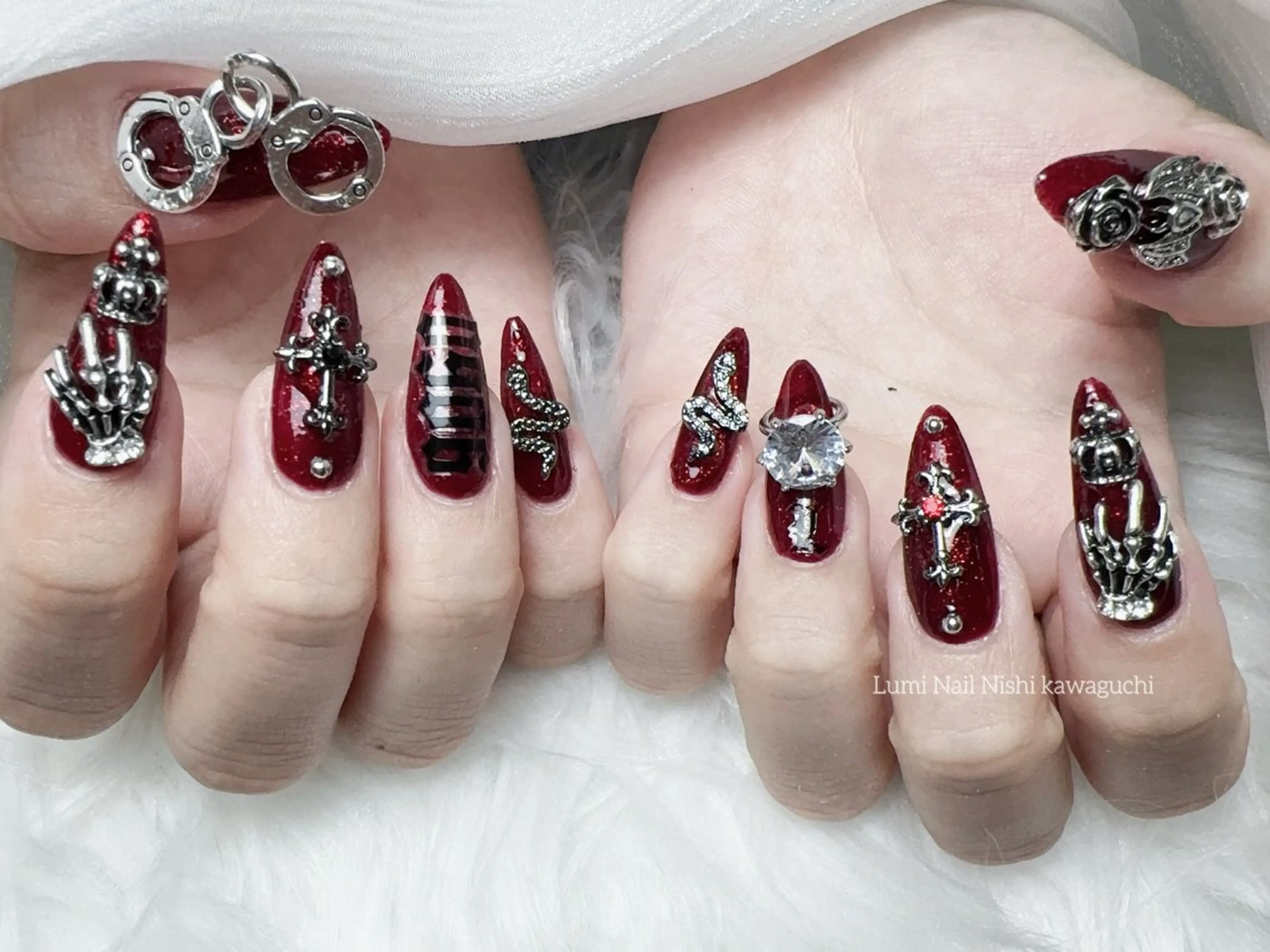 ネイル チークネイル フラッシュネイル ジェルネイル グラデーション ハート Lumiネイルサロン所属・Lumi Nail Salonのネイルデザイン