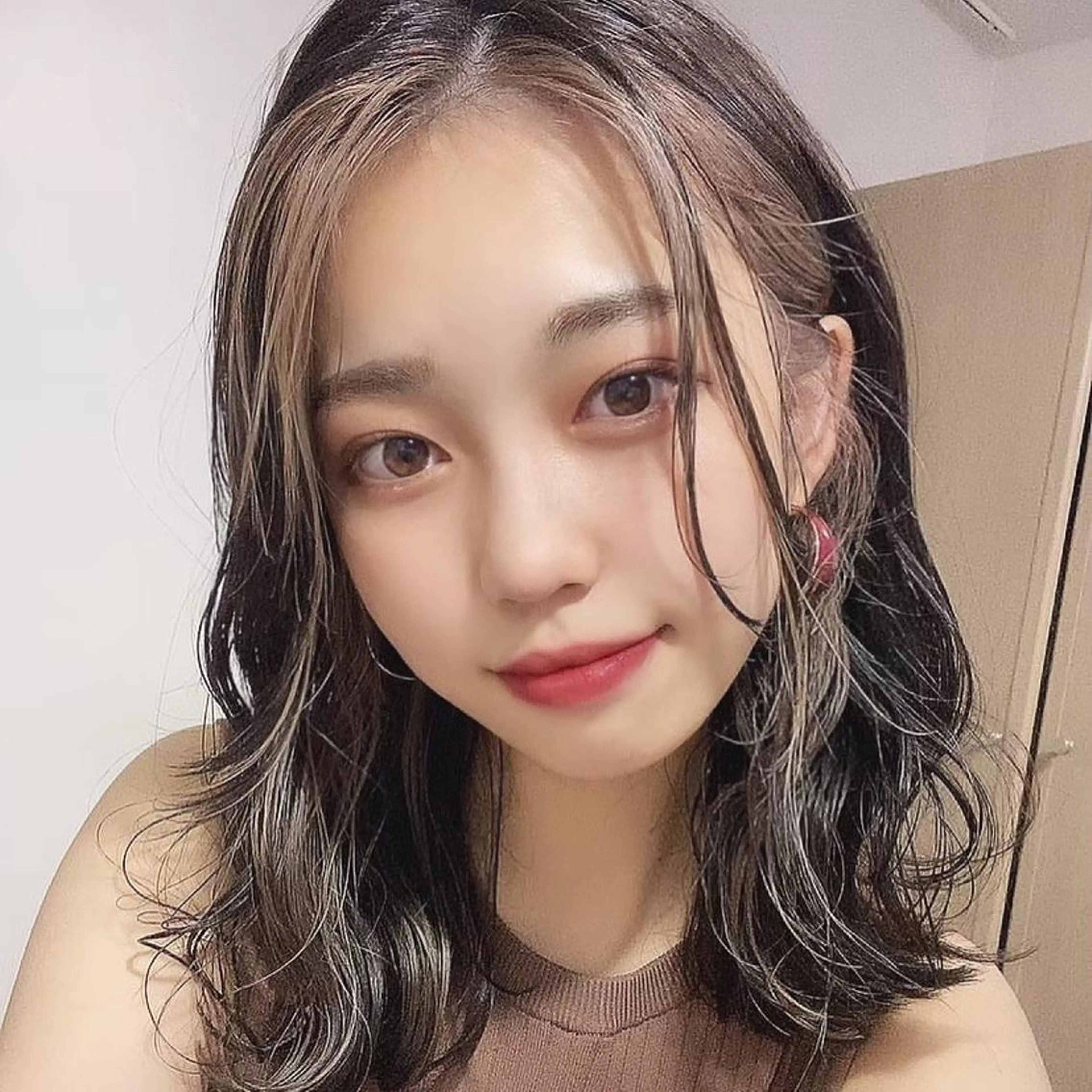 カラー 韓国ヘア/艶カラー /田中悠佑のヘアスタイル