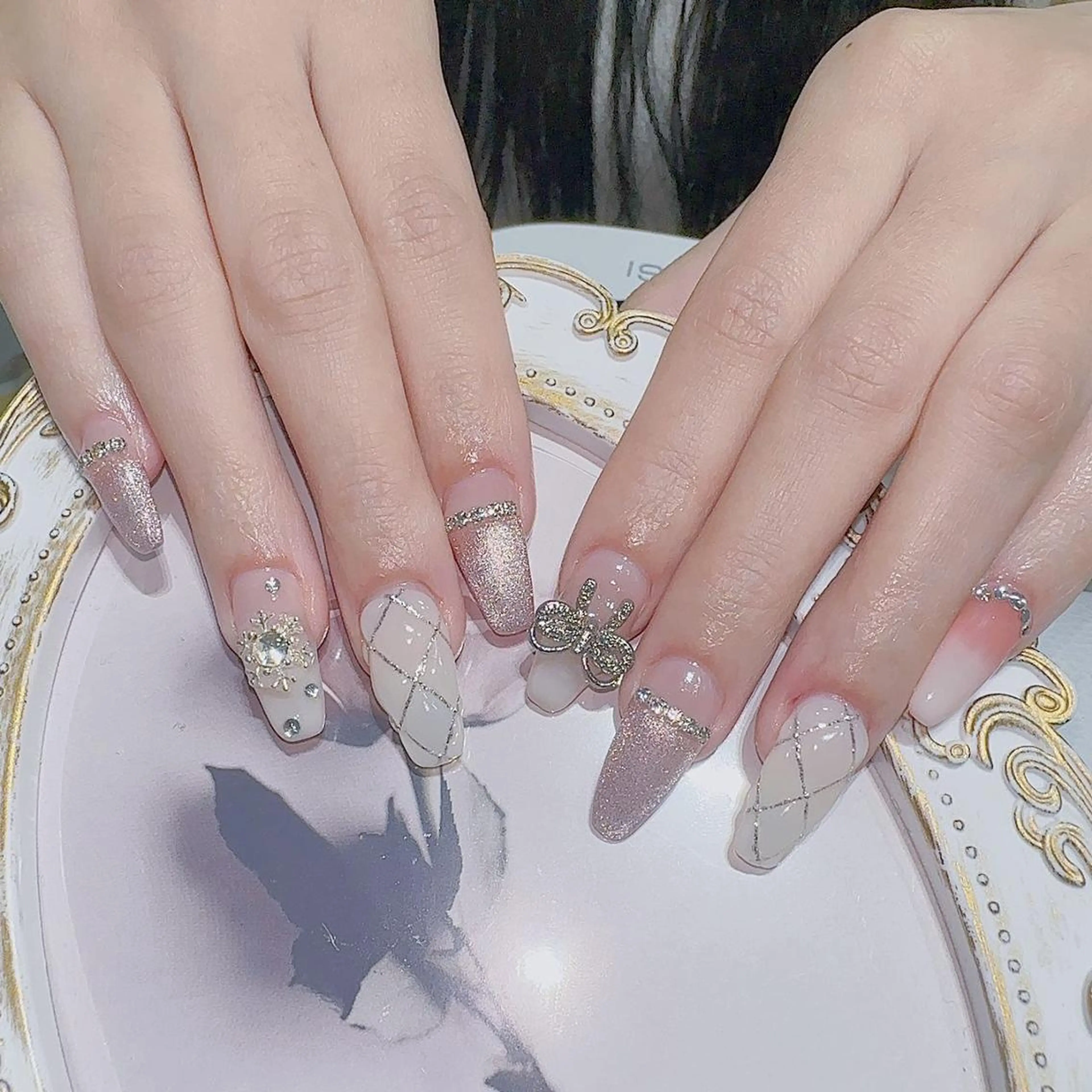 ネイル Queen‘s なんのネイルデザイン