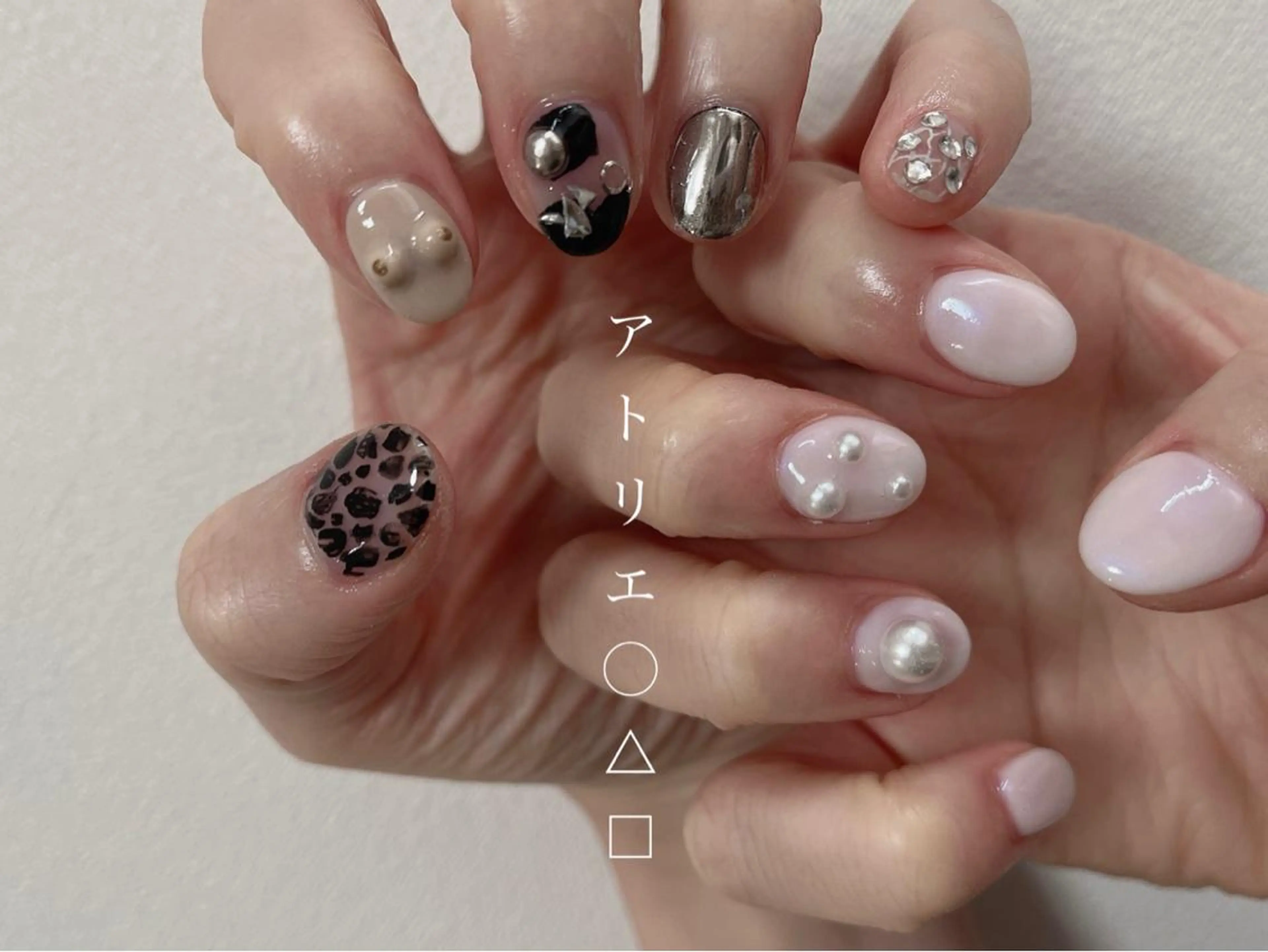 ネイル ニュアンスネイル ハンドネイル アトリエ ○△□のネイルデザイン