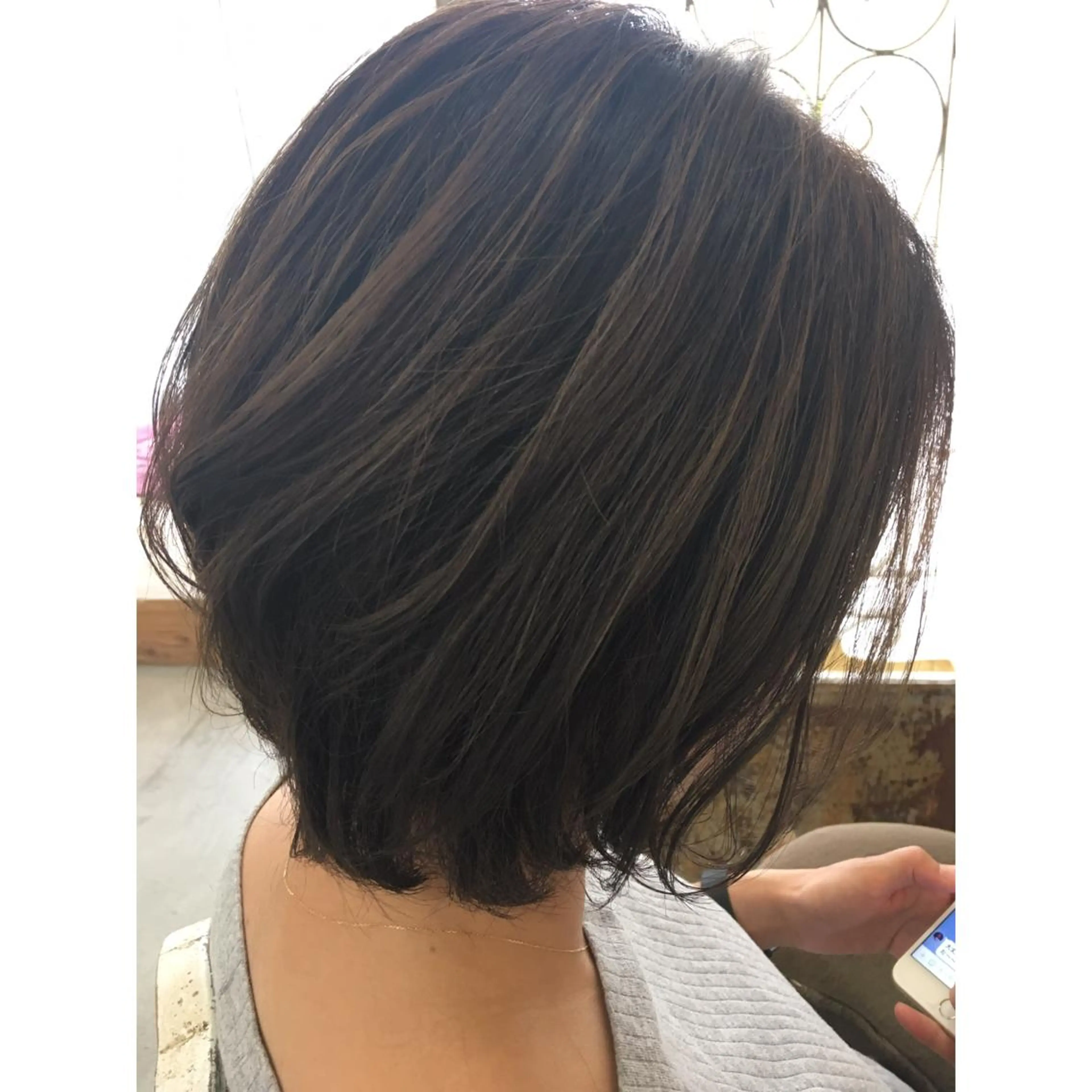 ショート カラー カット ヘアカラー fio マナミのヘアスタイル