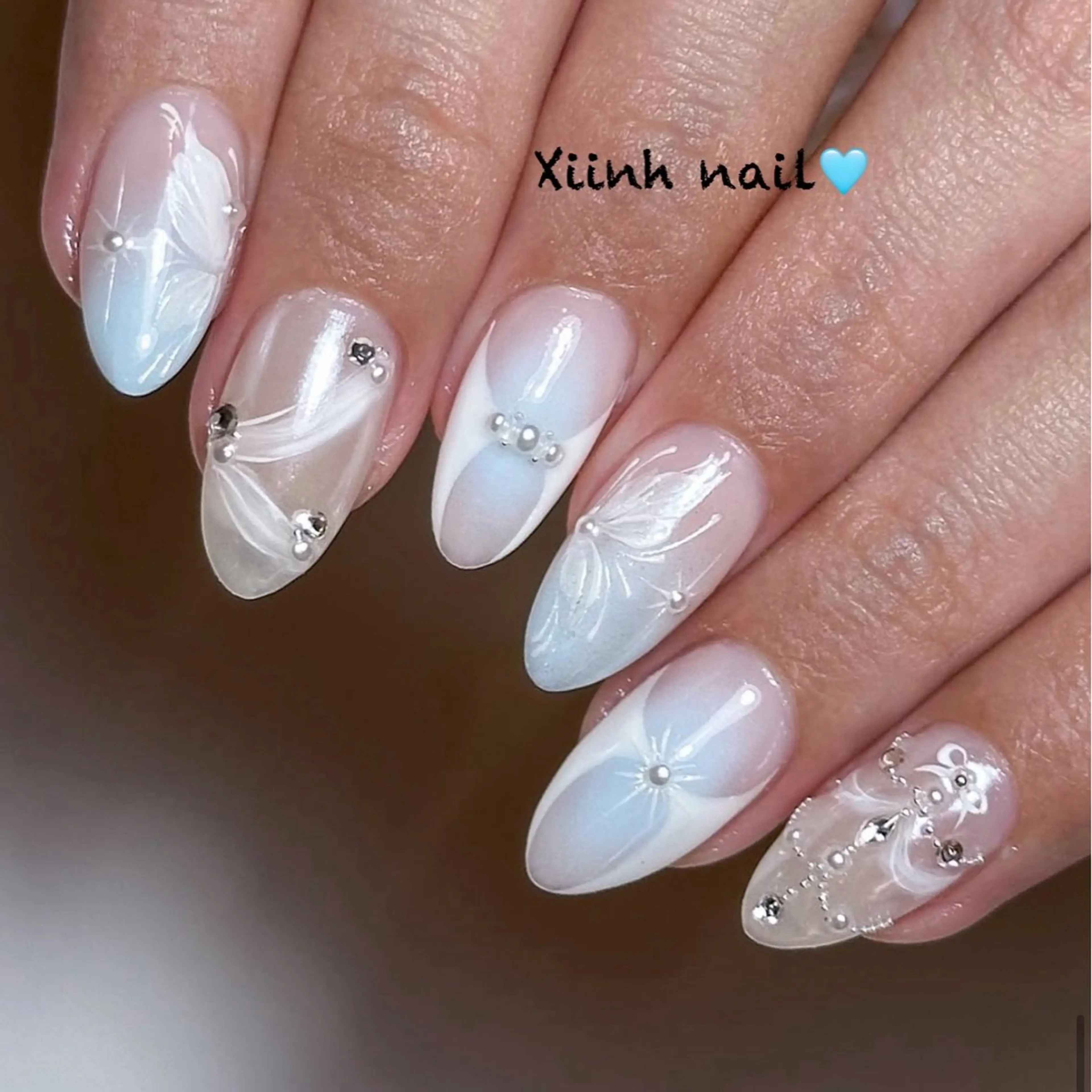 ネイル チークネイル 桜ネイル フットネイル ジェルネイル ハロウィン ハンドネイル XIINH NAIL SALONのネイルデザイン