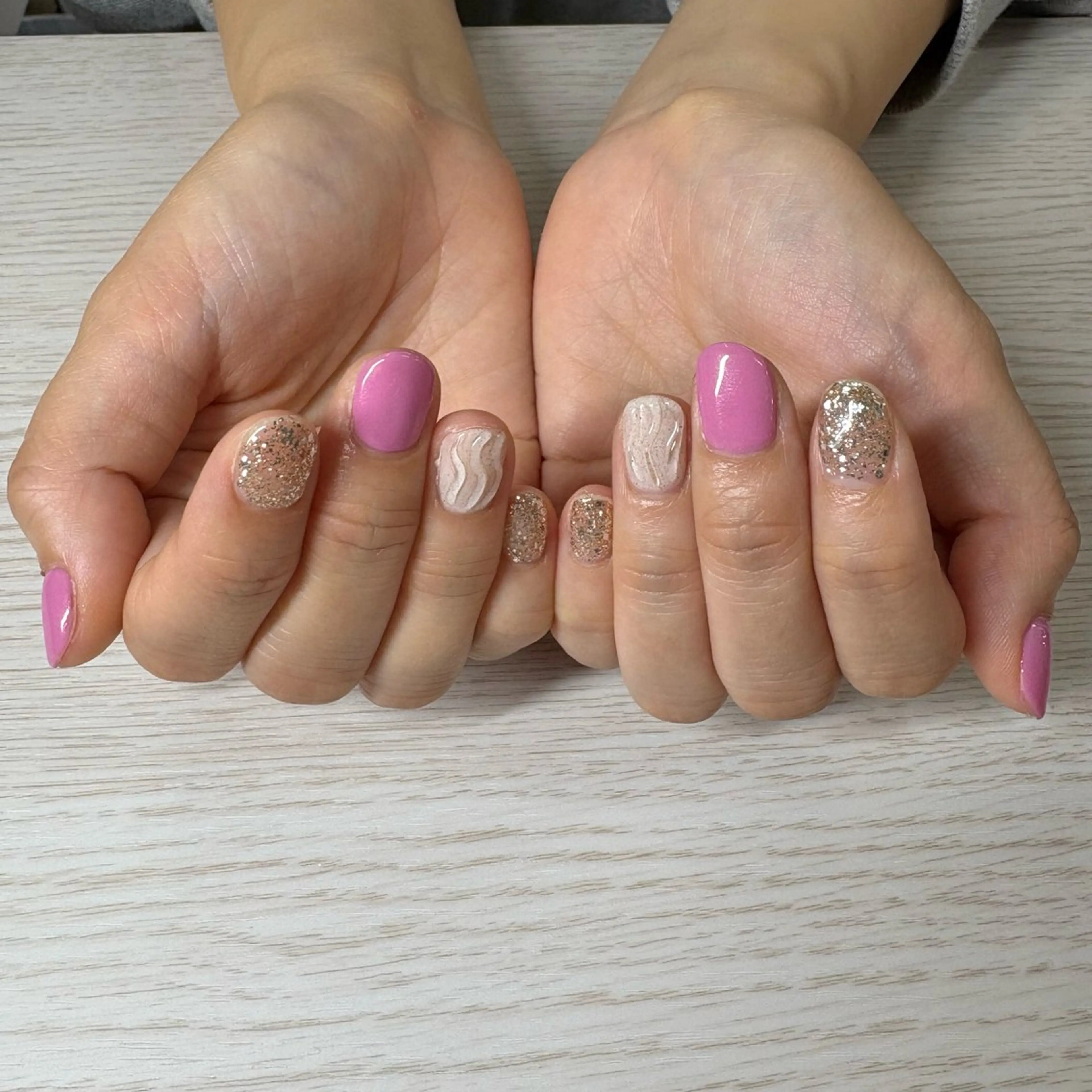 ネイル TRU NAIL大船店所属・TRU かつらのネイルデザイン