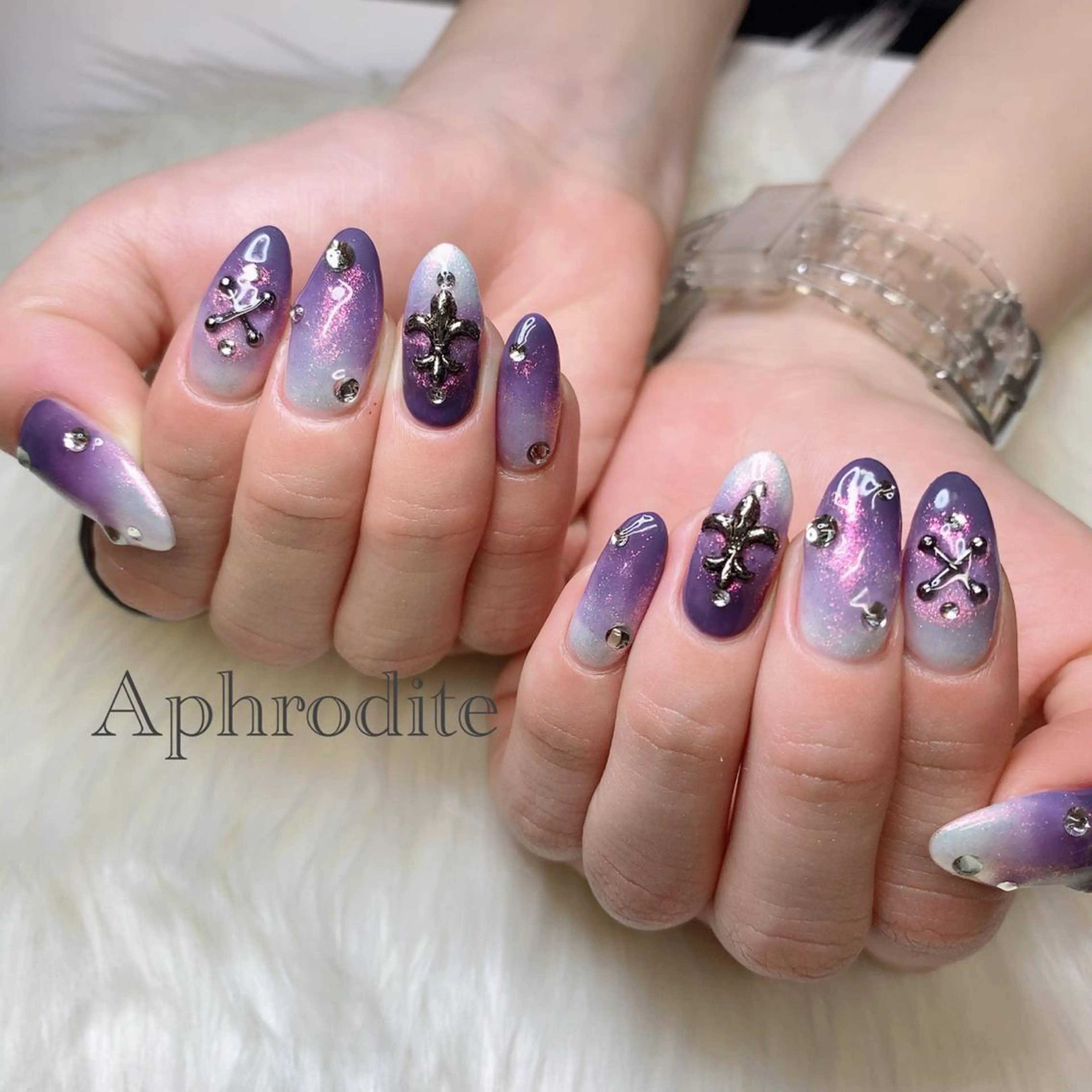 ネイル Aphrodite パラジェル認定サロンのネイルデザイン