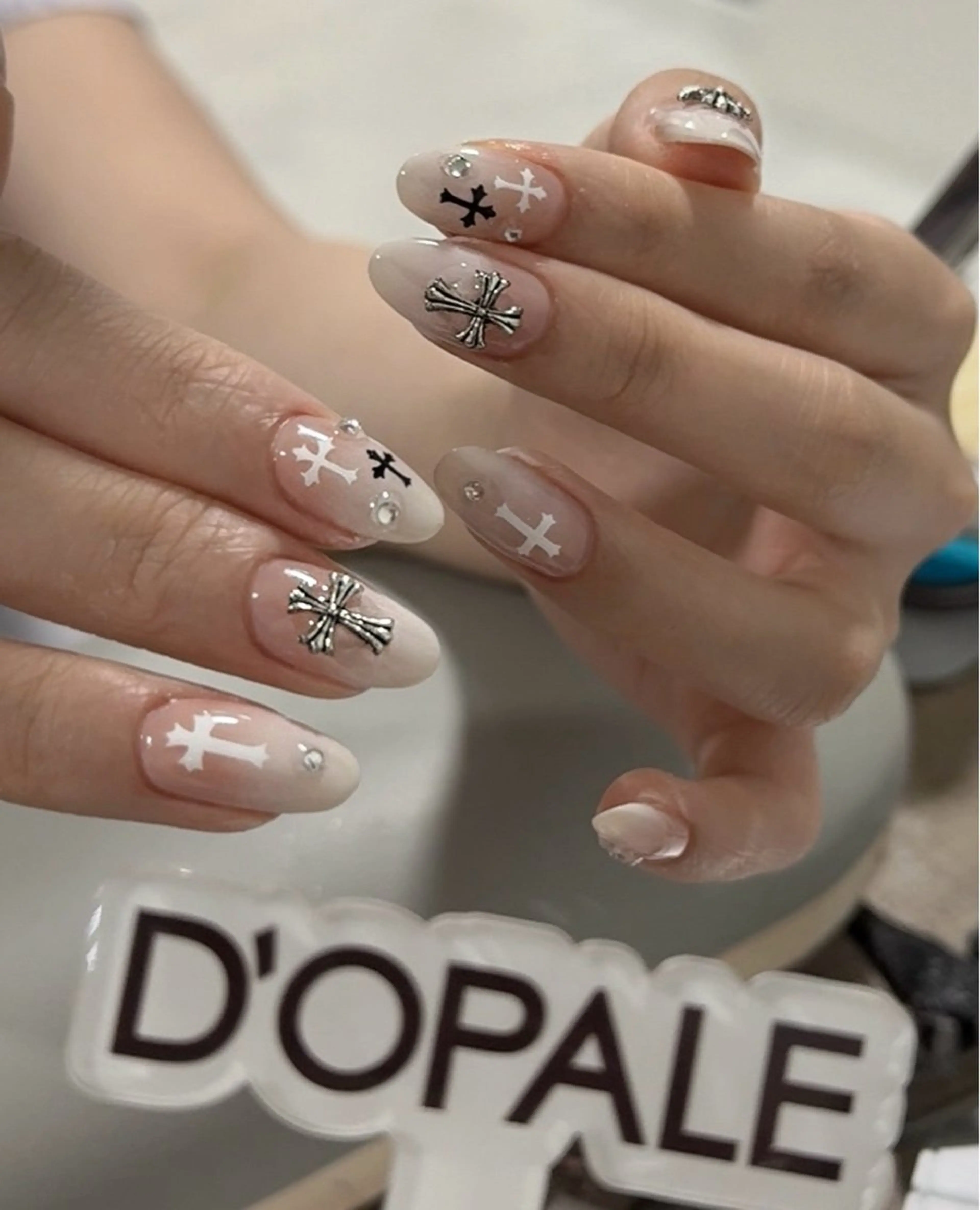 ネイル ハンドネイル 長さ出し専門店 上野店サロンのネイルデザイン