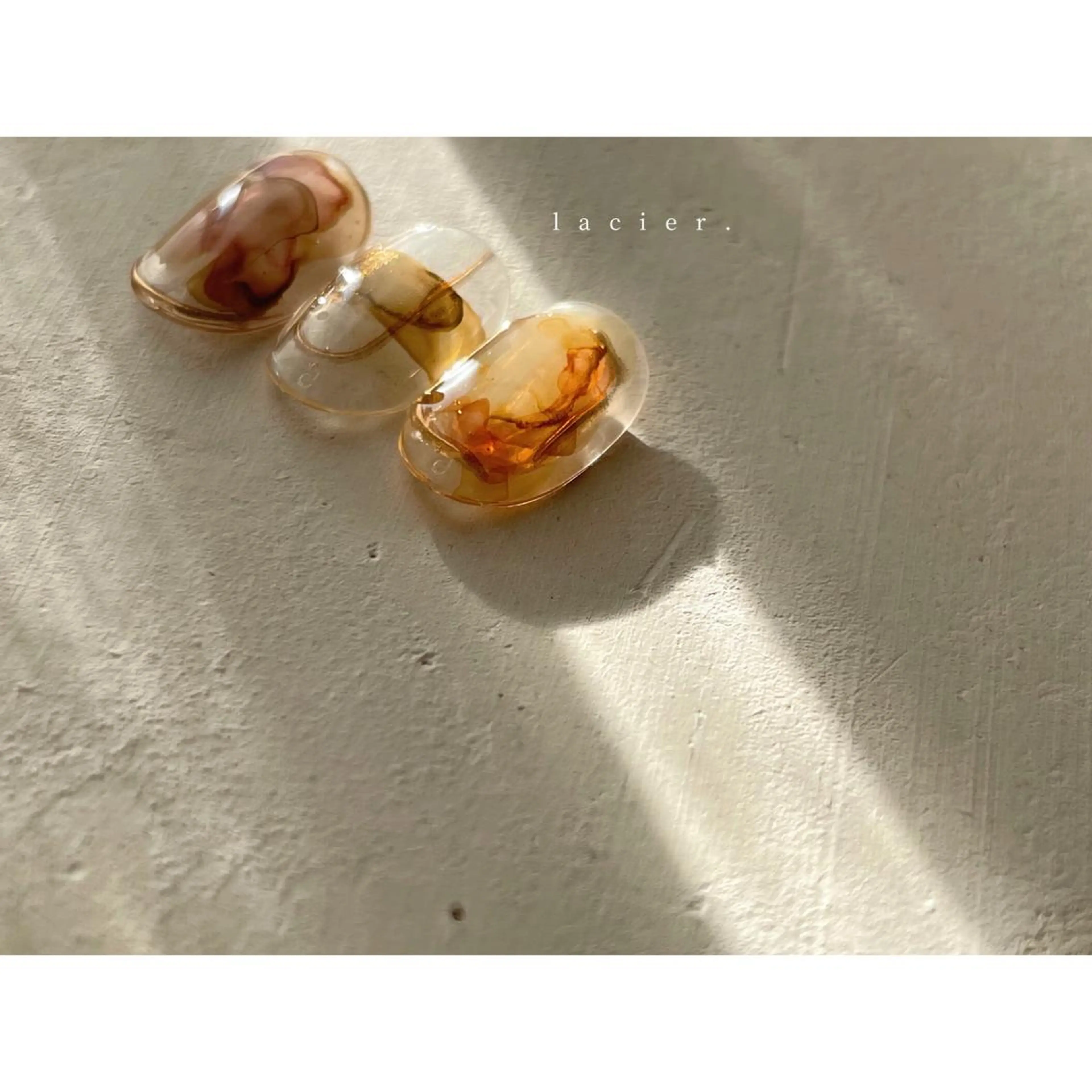 ネイル アートネイル ブラウン ミラーネイル ニュアンスネイル ワンカラーネイル lacier nailのネイルデザイン