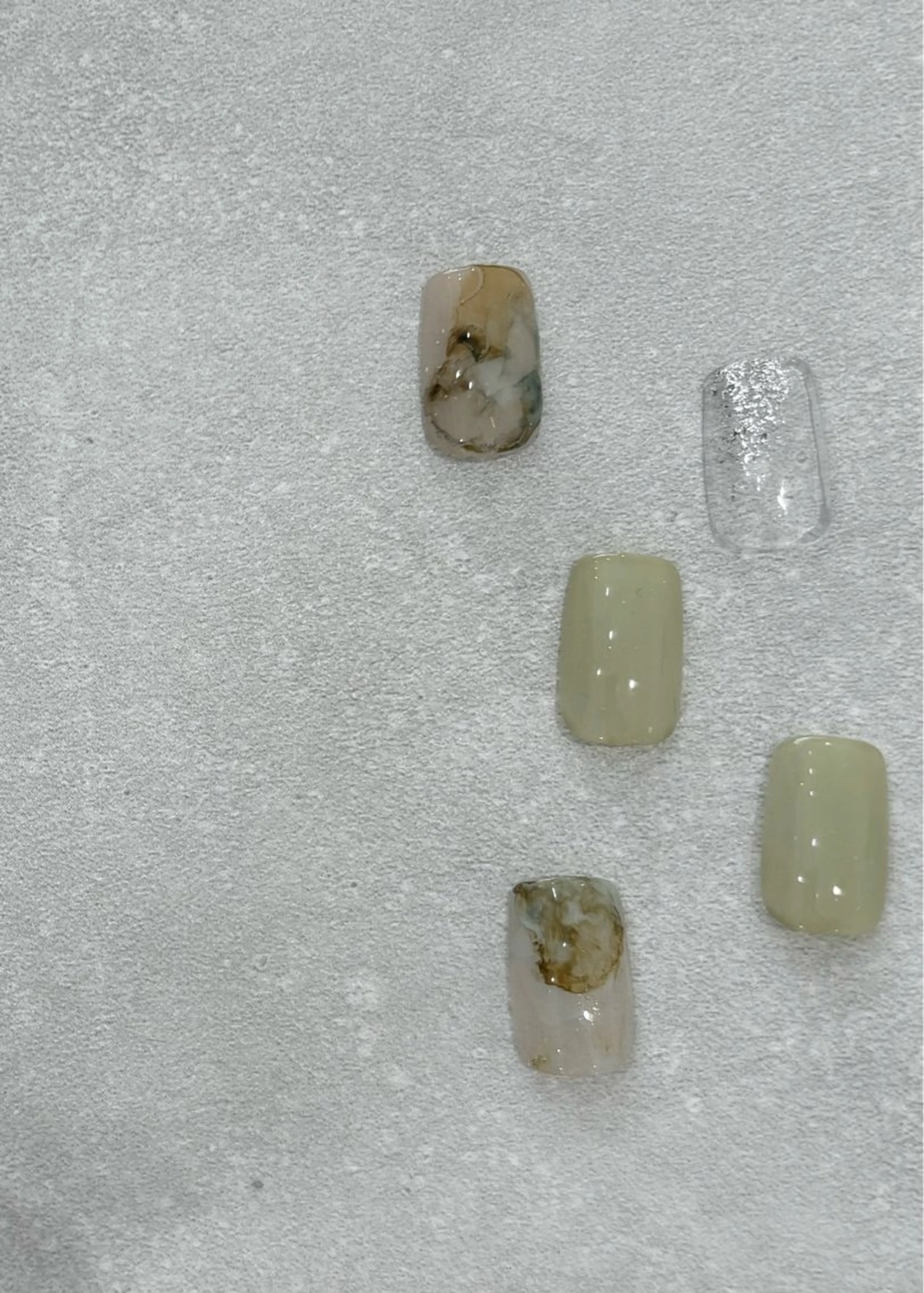 ネイル ニュアンスネイル ハンドネイル 【 Lea's 】 kaedeのネイルデザイン