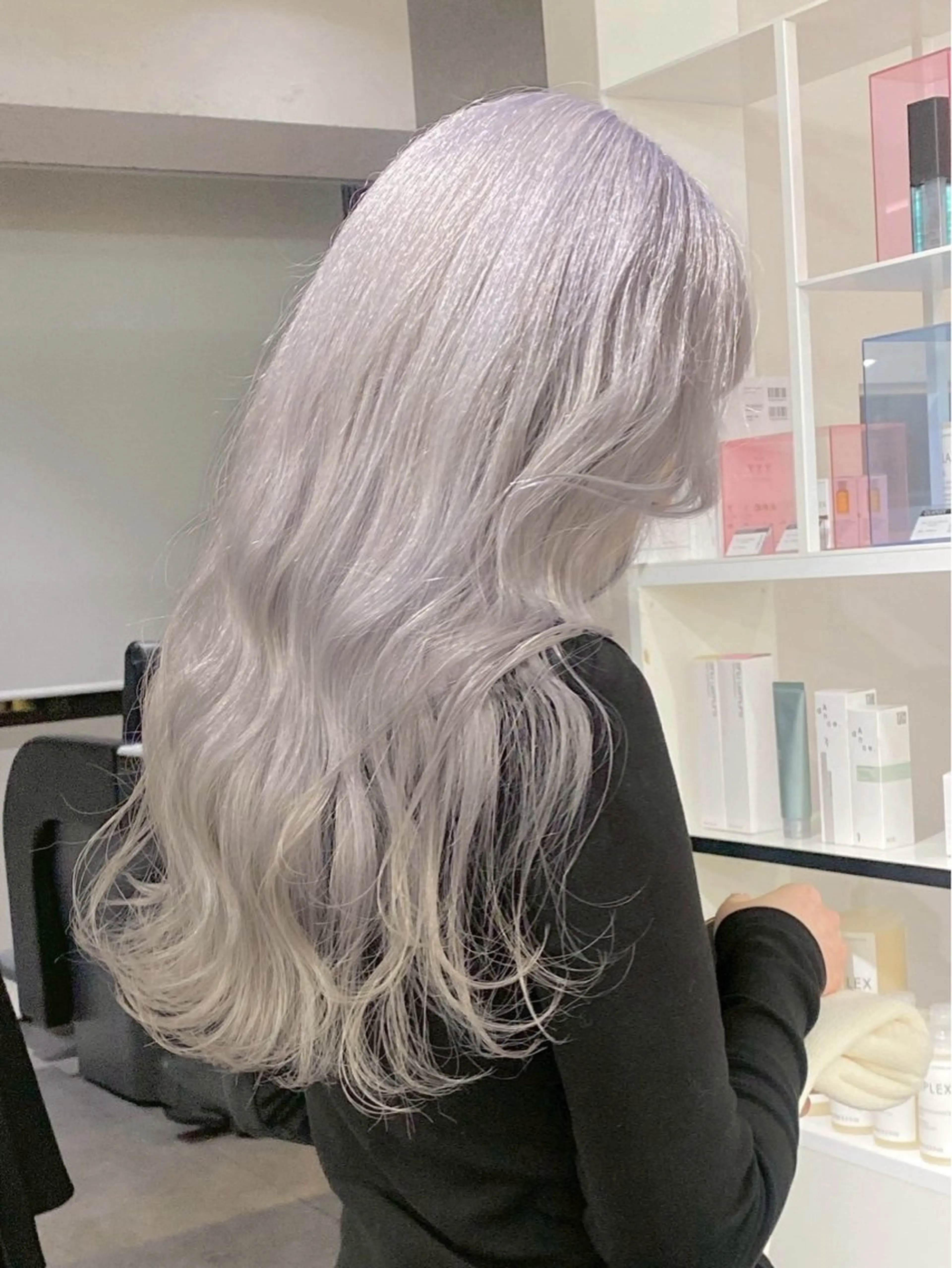 ロング カラー ヘアカラー 🫧ミルクティー ブリーチRIKU🫧のヘアスタイル