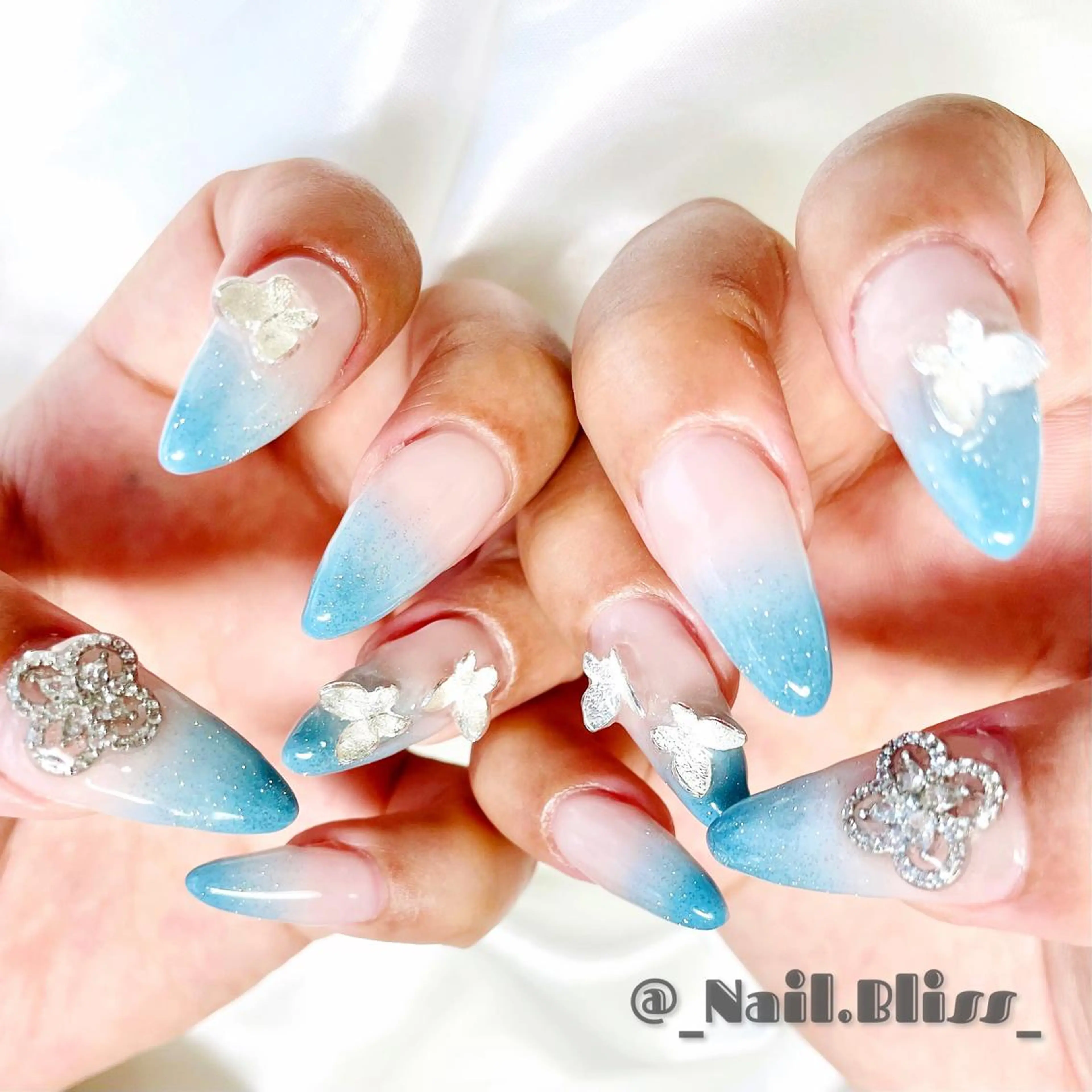 ネイル フラッシュネイル ラメ(グリッター) 持ち込み ハンドネイル NAIL BLISSのネイルデザイン