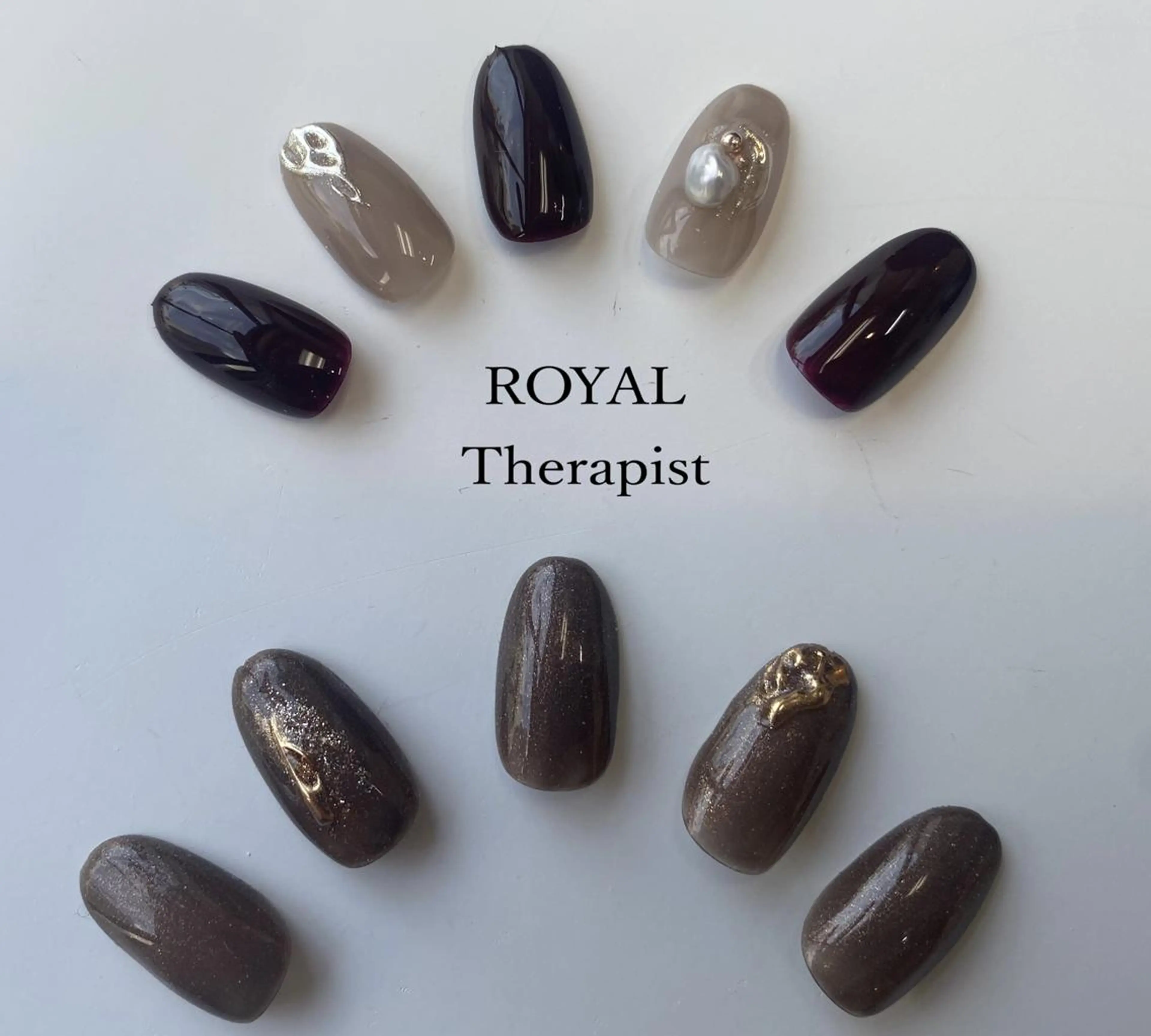 ネイル 【尾下】 ロイヤル•セラピストのネイルデザイン