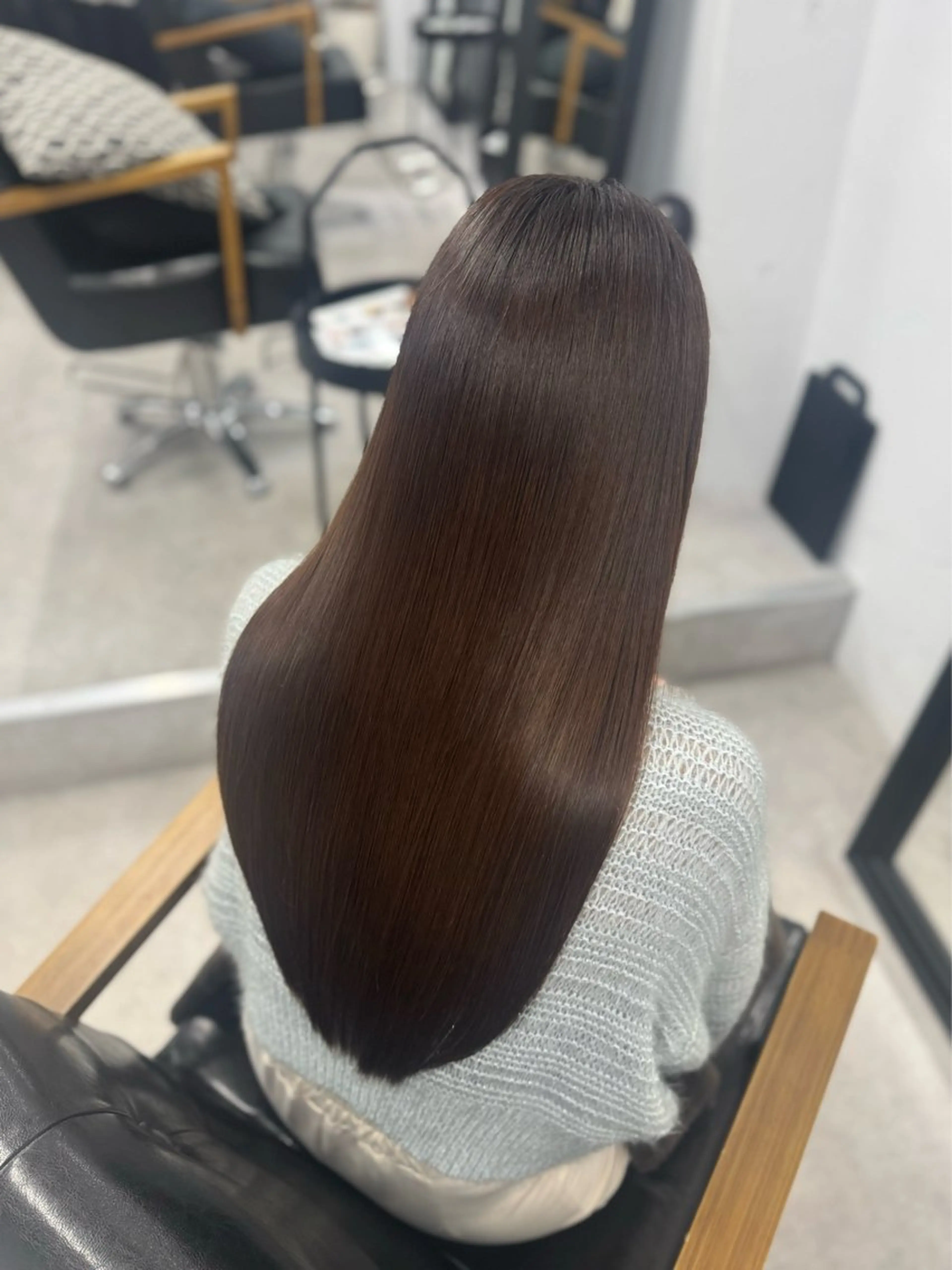 ロング 縮毛矯正 トリートメント 京都河原町 髪質改善🌛‧˚花綸のヘアスタイル