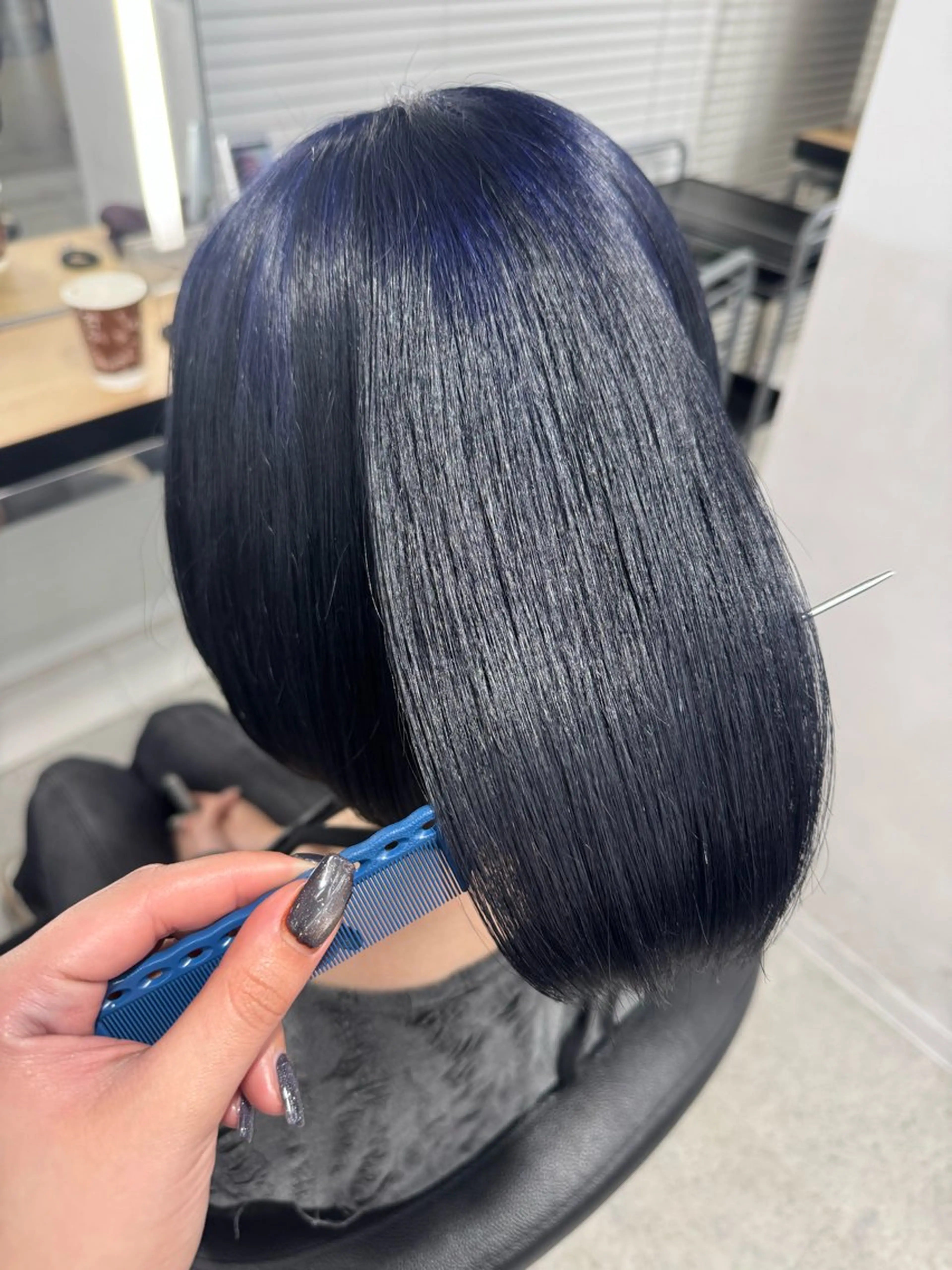 ミディアム カラー ヘアカラー 暗髪🩶ラベンダー/ ブルー/ユウナ🤍のヘアスタイル