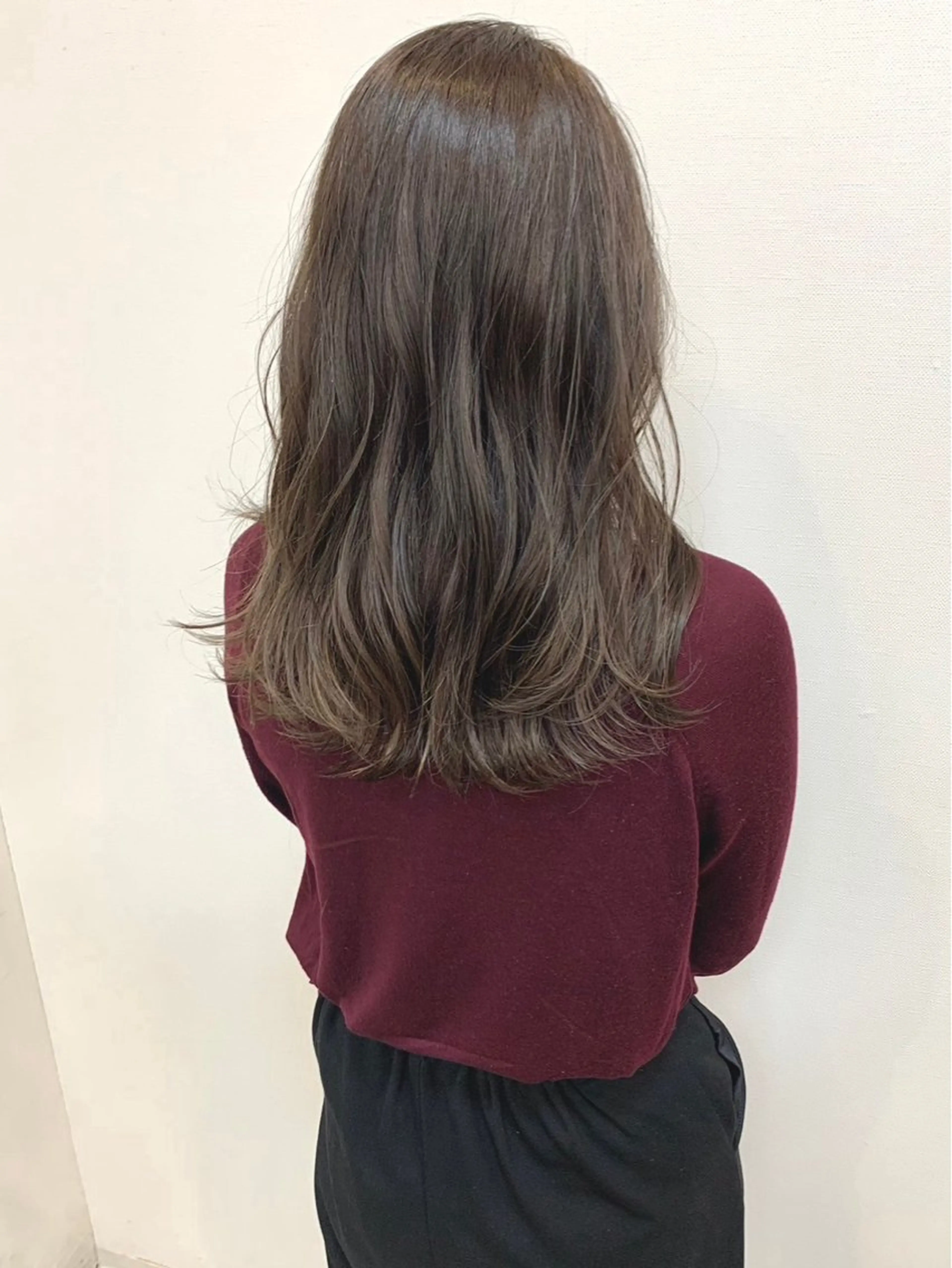 セミロング 宝塚南口徒歩2分 ルイスのヘアスタイル