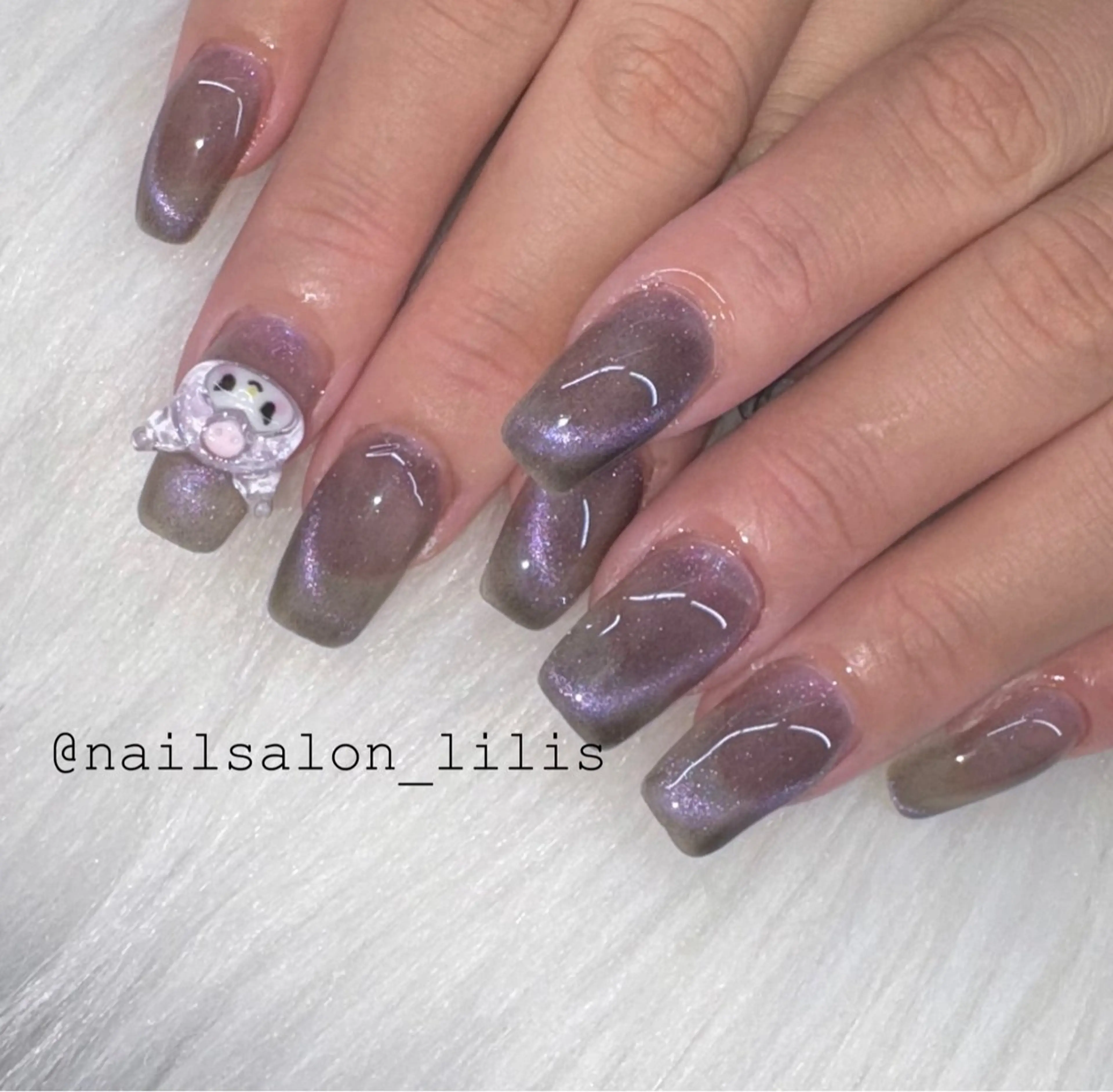 ネイル マグネットネイル ハンドネイル nailsalon lilis所属・nailsalon Lilisのネイルデザイン