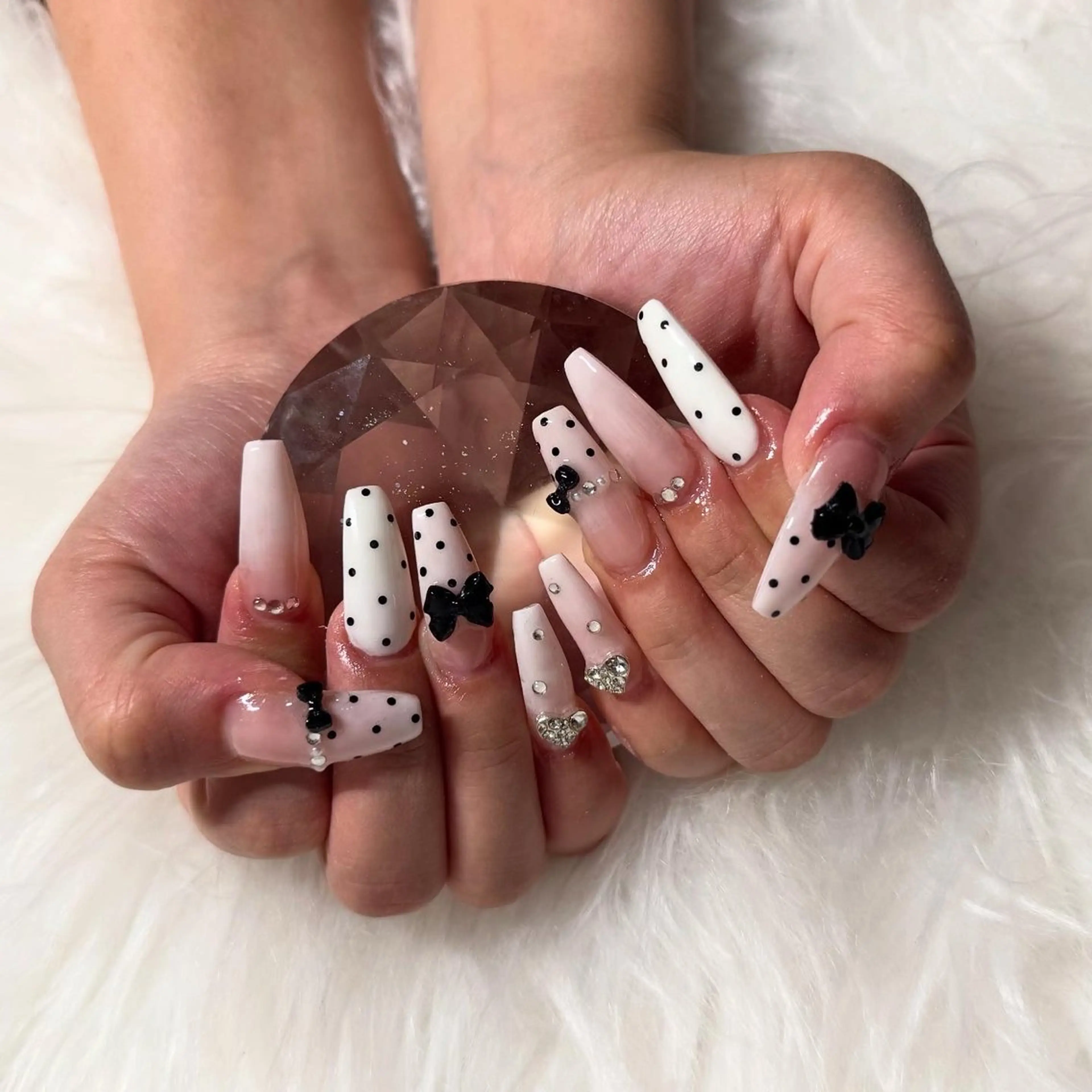 ロング ハンドネイル mao .のネイルデザイン