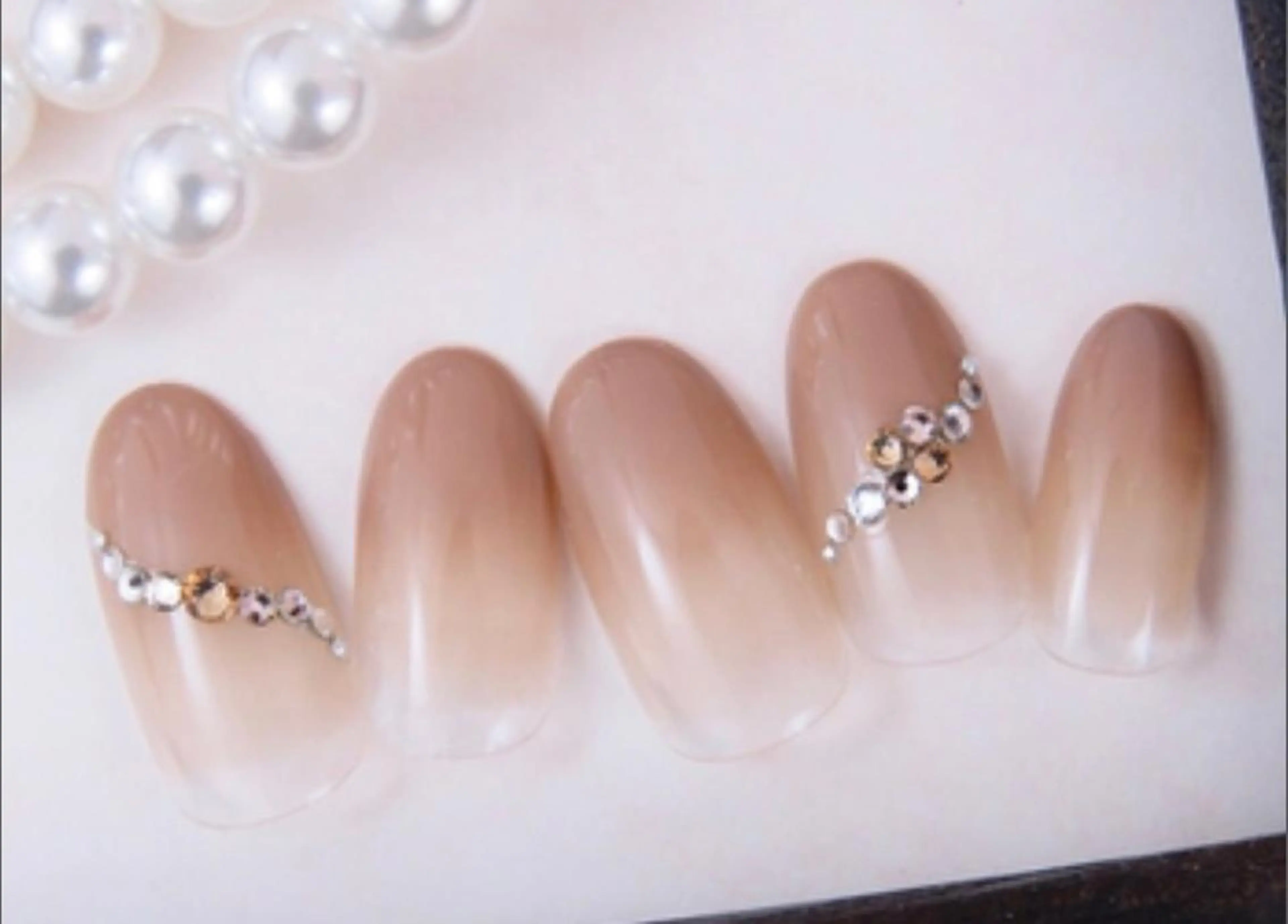 ネイル Lisse所属・戸田 奈津美のマツエク・マツパデザイン