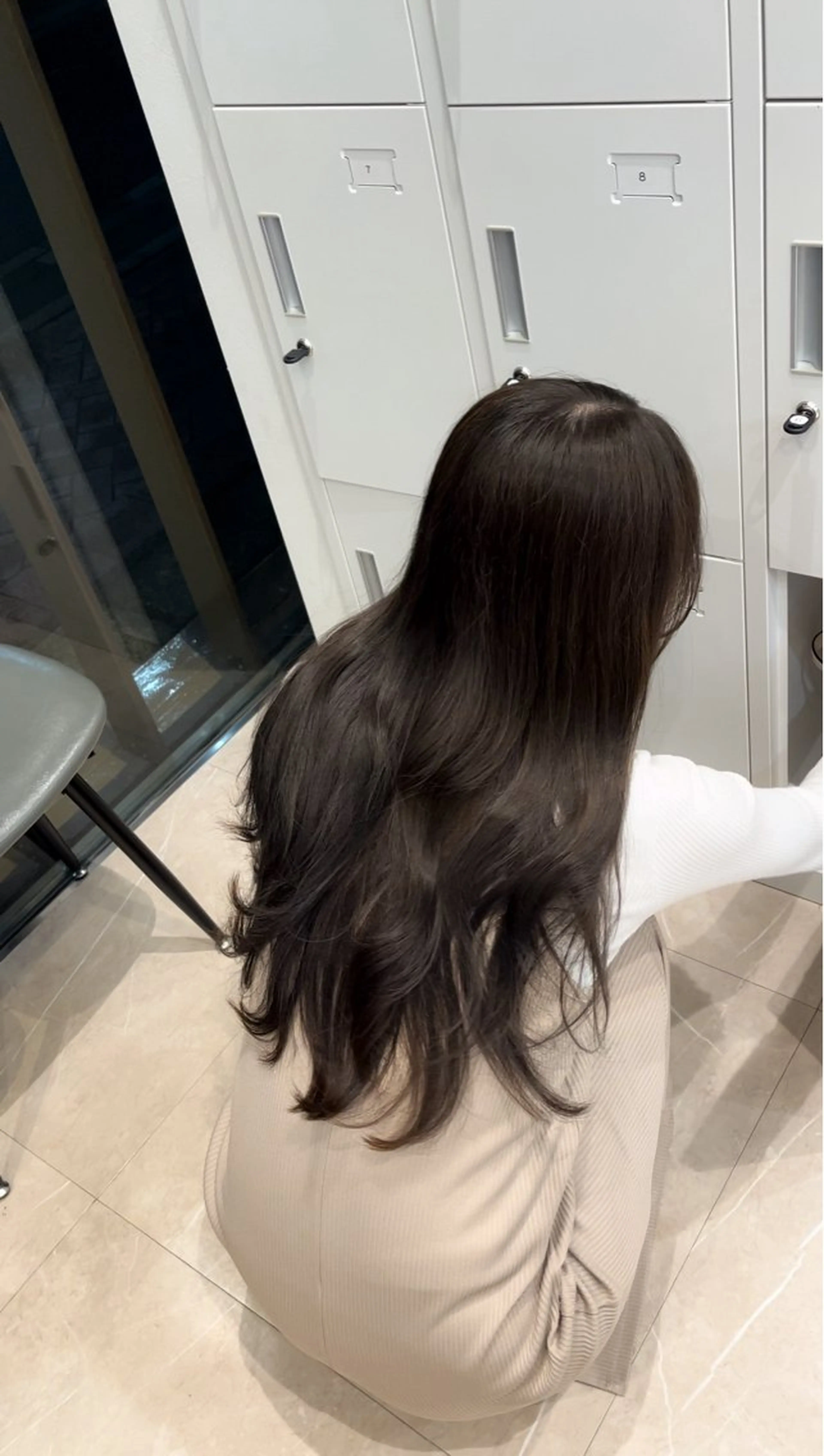 ロング カラー ブリーチ ブルーカラー 透明感カラー グレージュ ブリーチなしカラー ミタニ/髪質改善 /レイヤーカットのヘアスタイル