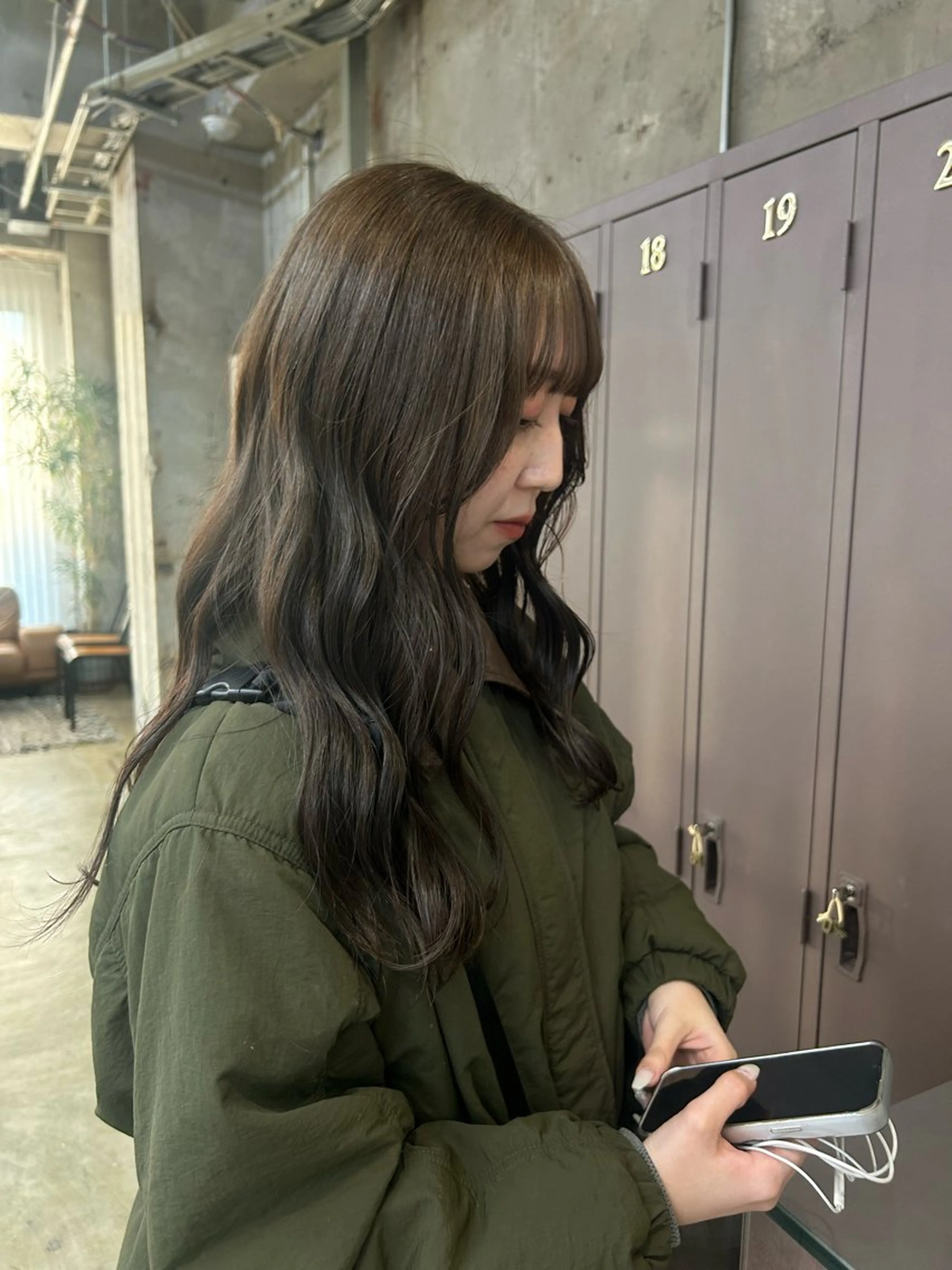 ロング カラー ブリーチ ブリーチなしカラー ヘアカラー 伊藤ほのか /ショート/パーマのヘアスタイル