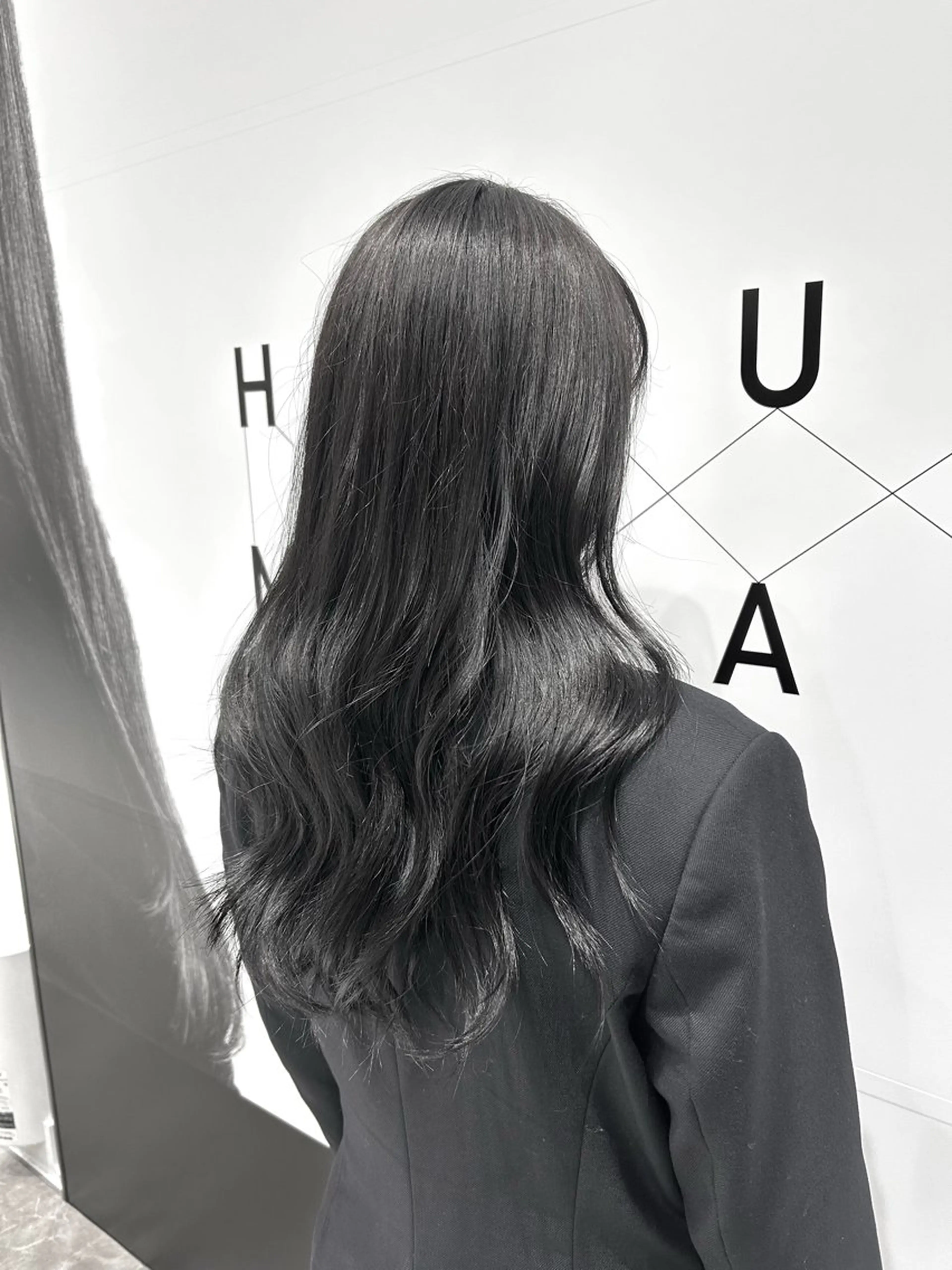 ロング カラー 透明感カラー ダブルカラー For.c.c.c.c所属・近藤 ちかのヘアスタイル