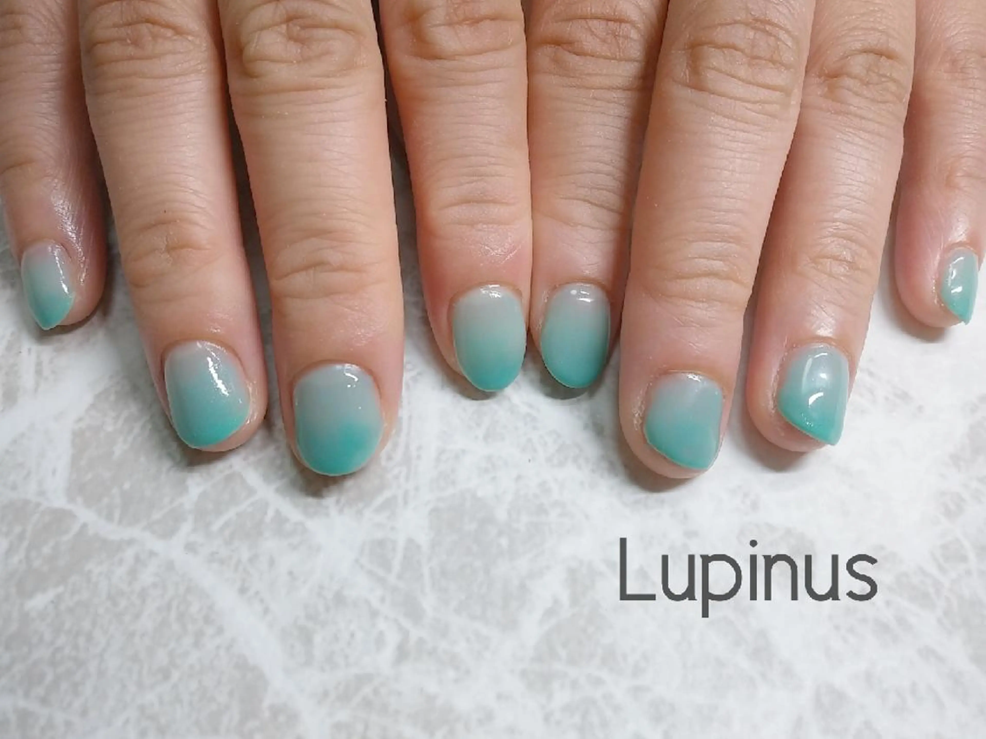 ネイル グラデーション ハンドネイル フットネイル Lupinus所属・Lupinus ルピナスのネイルデザイン