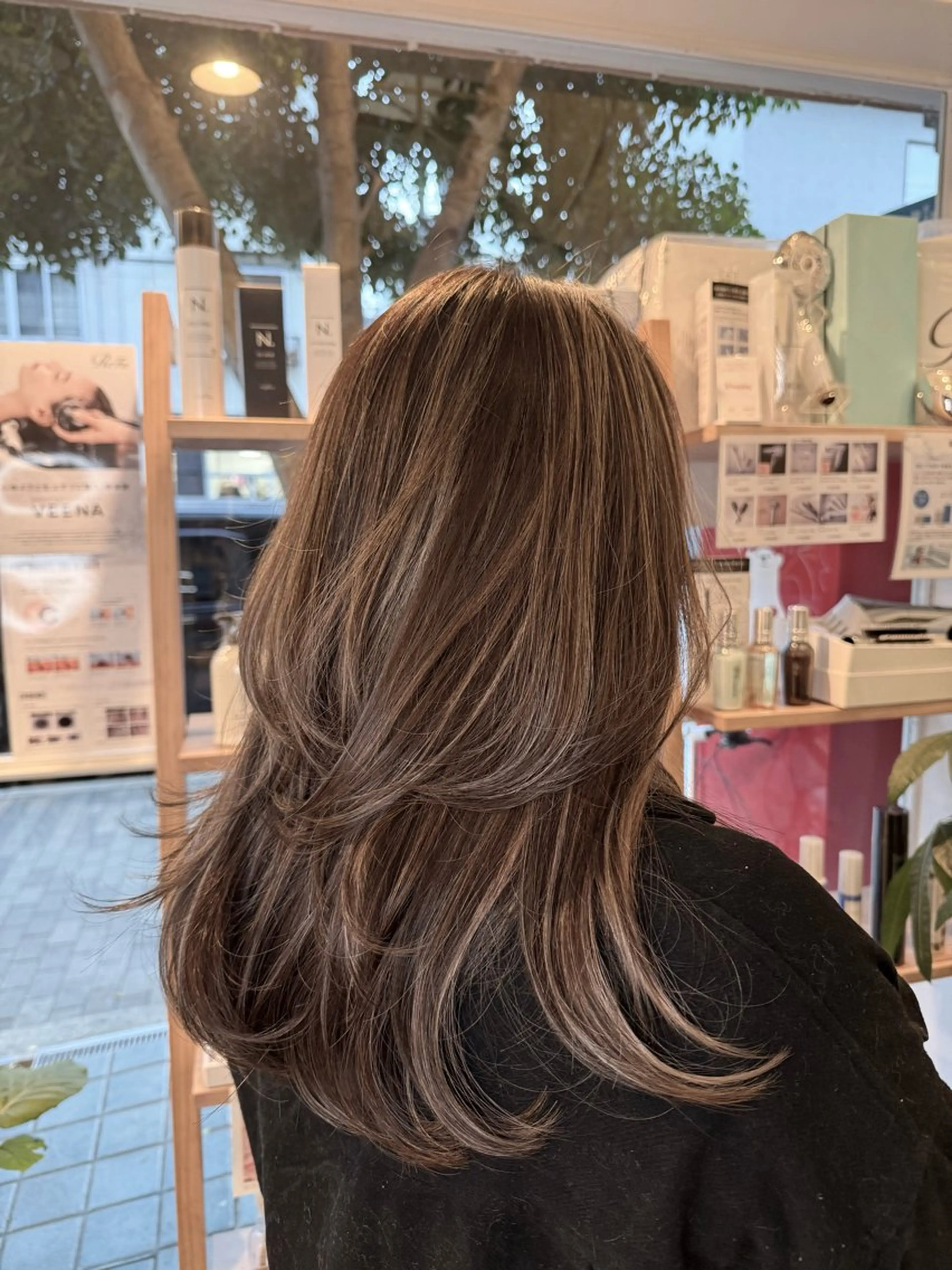 ミディアム peakshair所属・堀江/レイヤーカット 𝒀𝑼𝑻𝑶のヘアスタイル