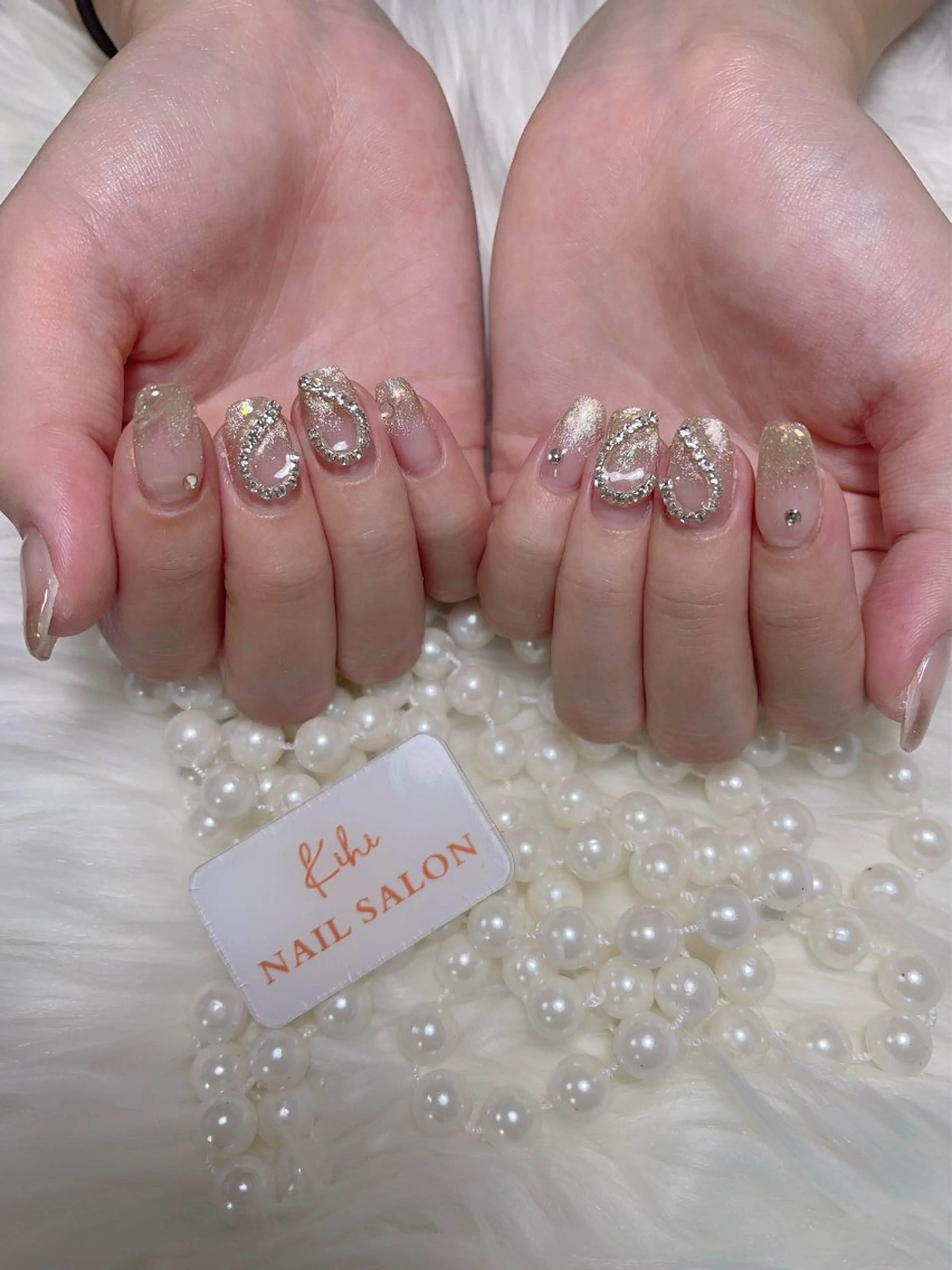 ネイル アートネイル フレンチネイル ジェルネイル グラデーション 韓国ネイル ハンドネイル 💕鈴木ユリ パラジェル/オフ無料のネイルデザイン