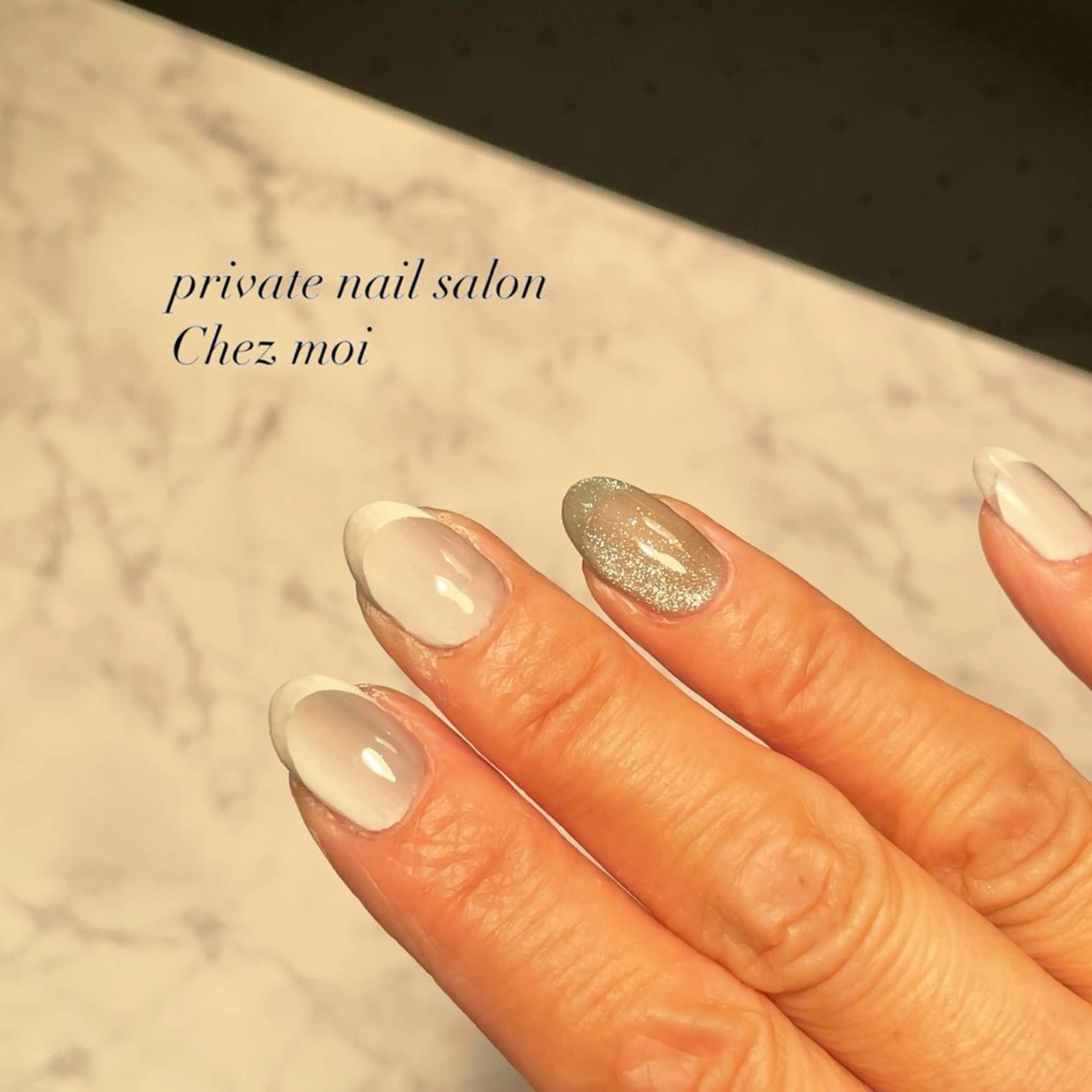 ネイル フレンチネイル オンブレフレンチ KOMINE TOMOKOのネイルデザイン