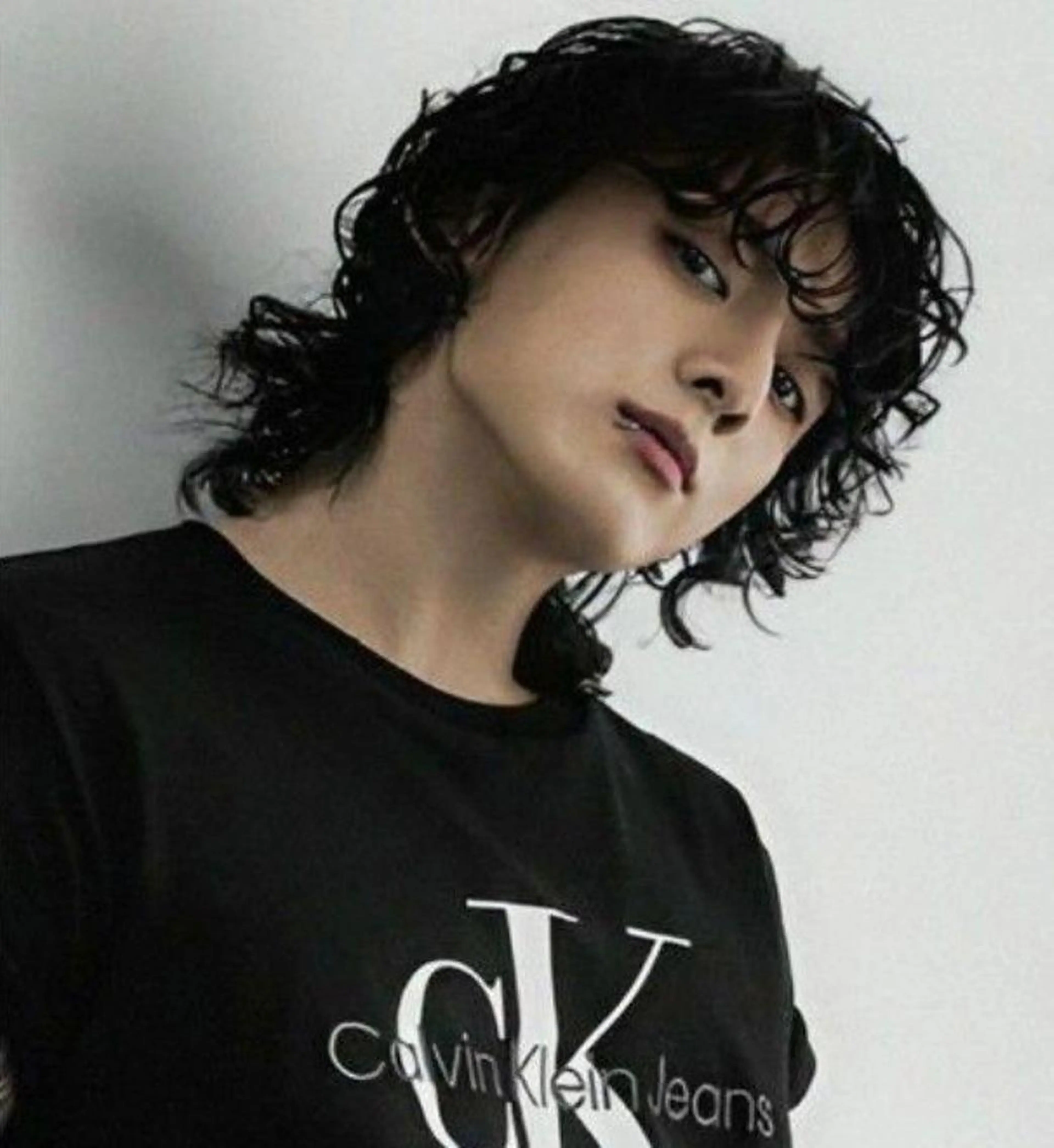 パーマ メンズ RIN／韓国ヘア レイヤーカットのヘアスタイル