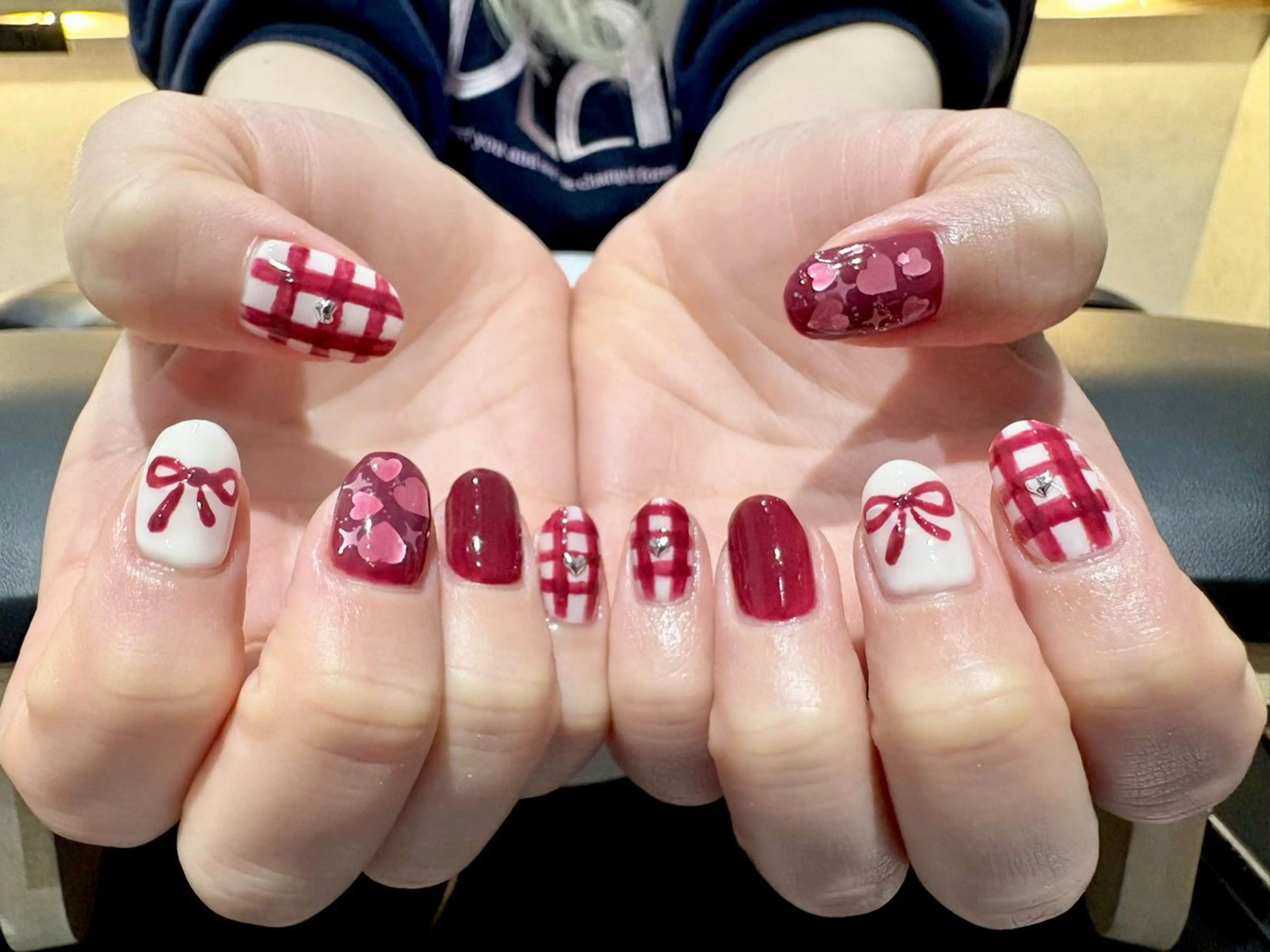 ネイル ハート 持ち込み リボン neo.nail柏 Mutsumiのネイルデザイン