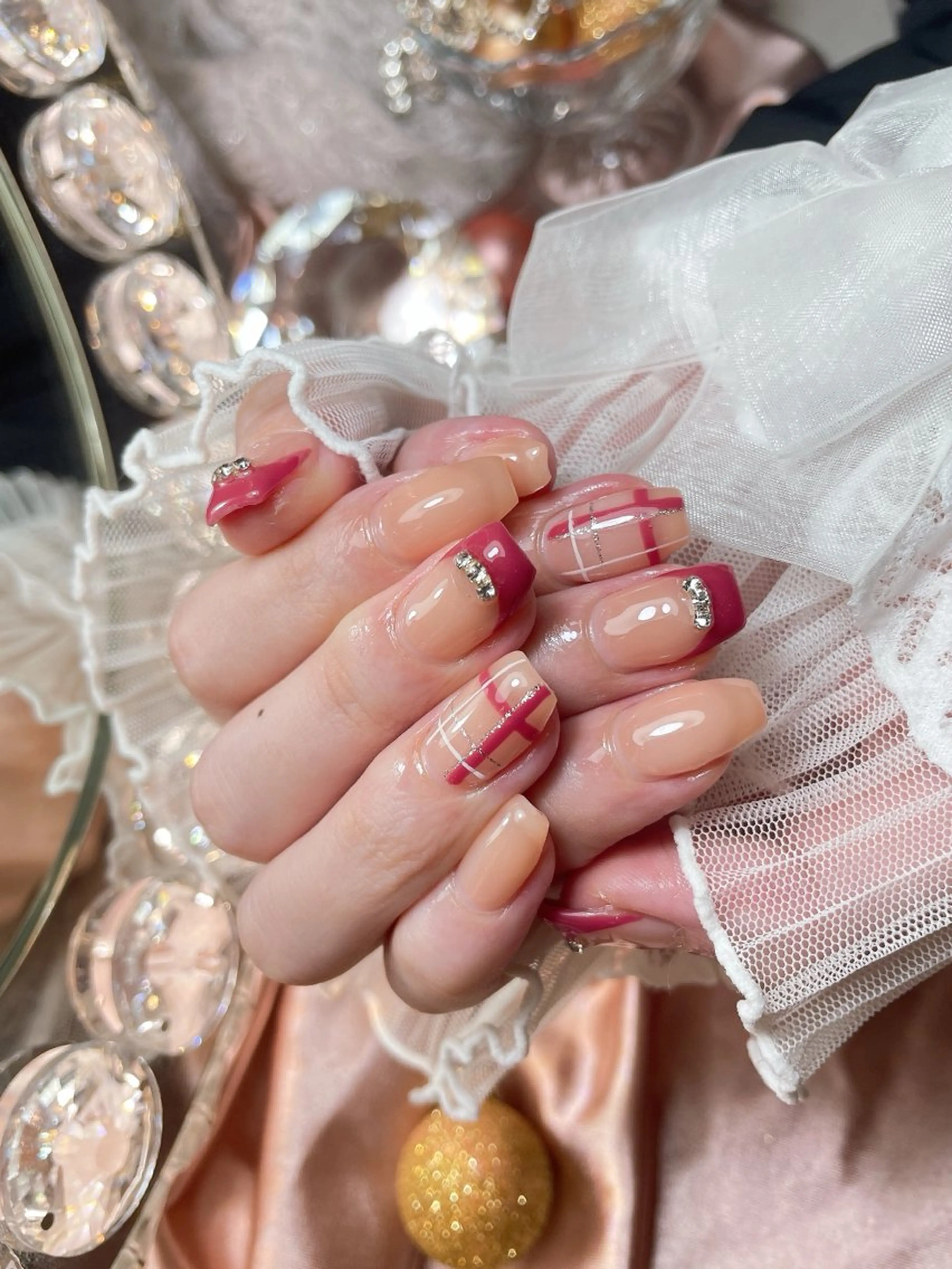 ネイル 23時まで❤︎韓国、 ワンホンネイルのネイルデザイン