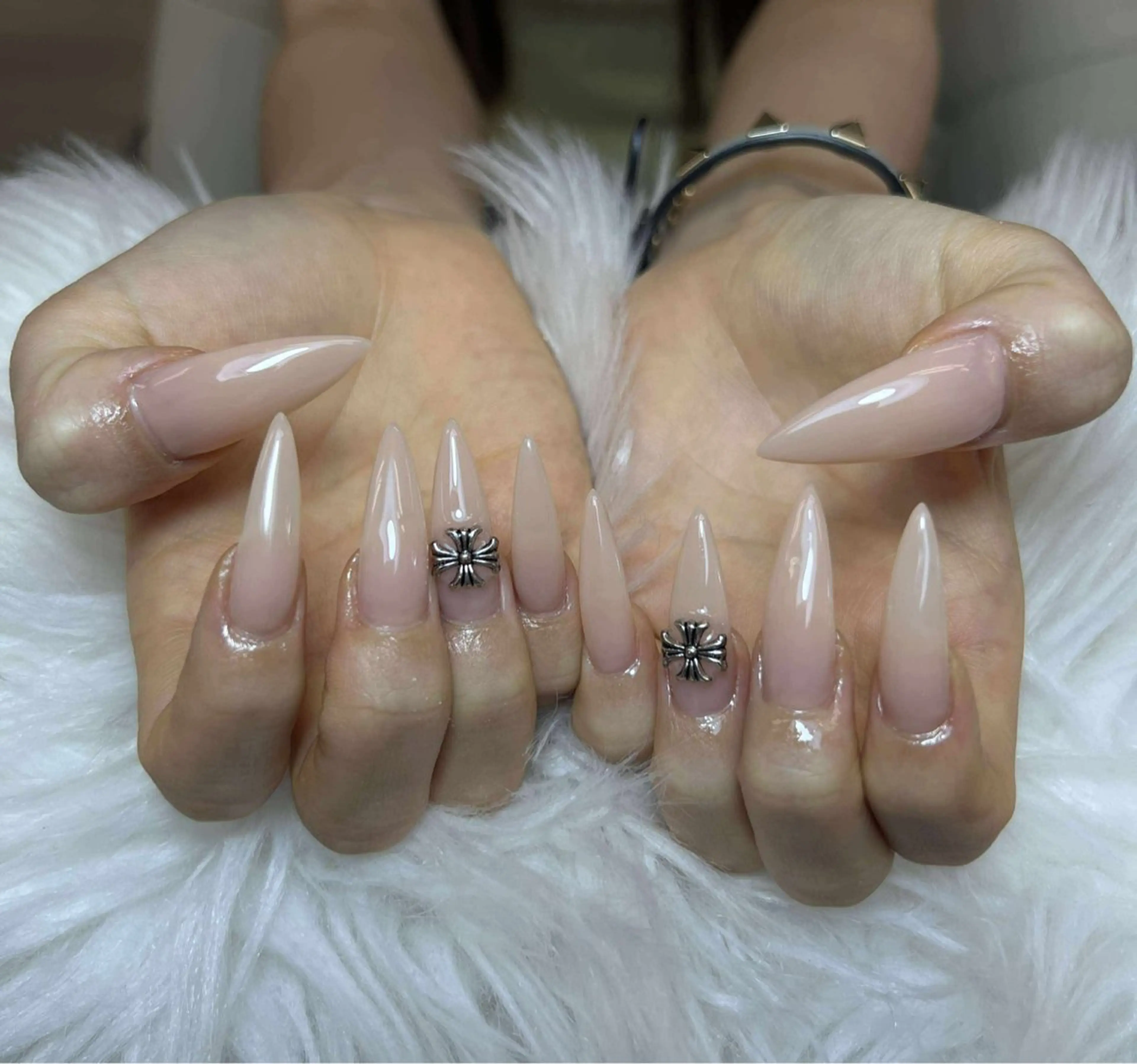 ネイル ハンドネイル ハンドケア Anh Nail 歌舞伎町のネイルデザイン