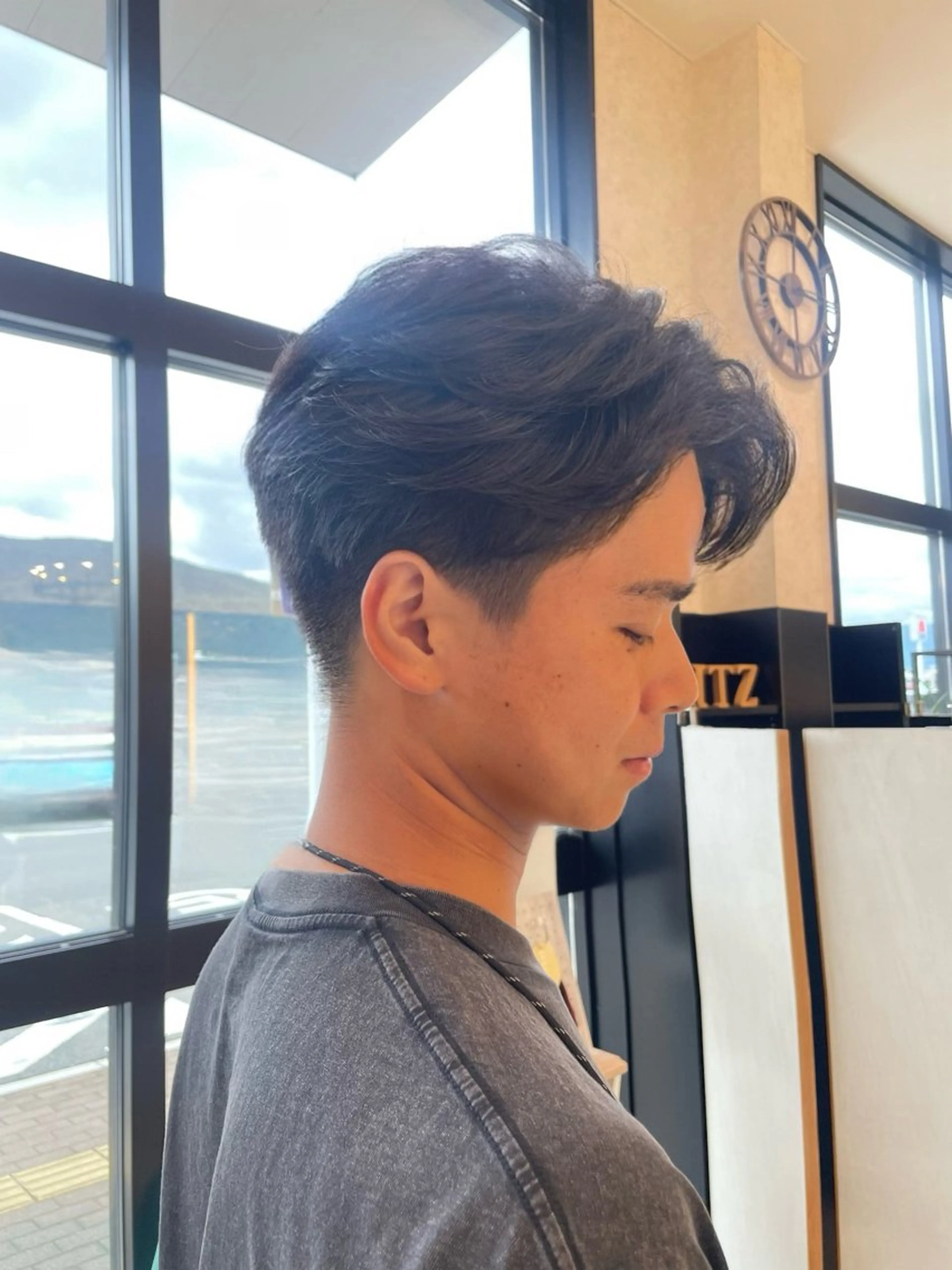 【垢抜け計画】カット+ナチュラルブロウの写真